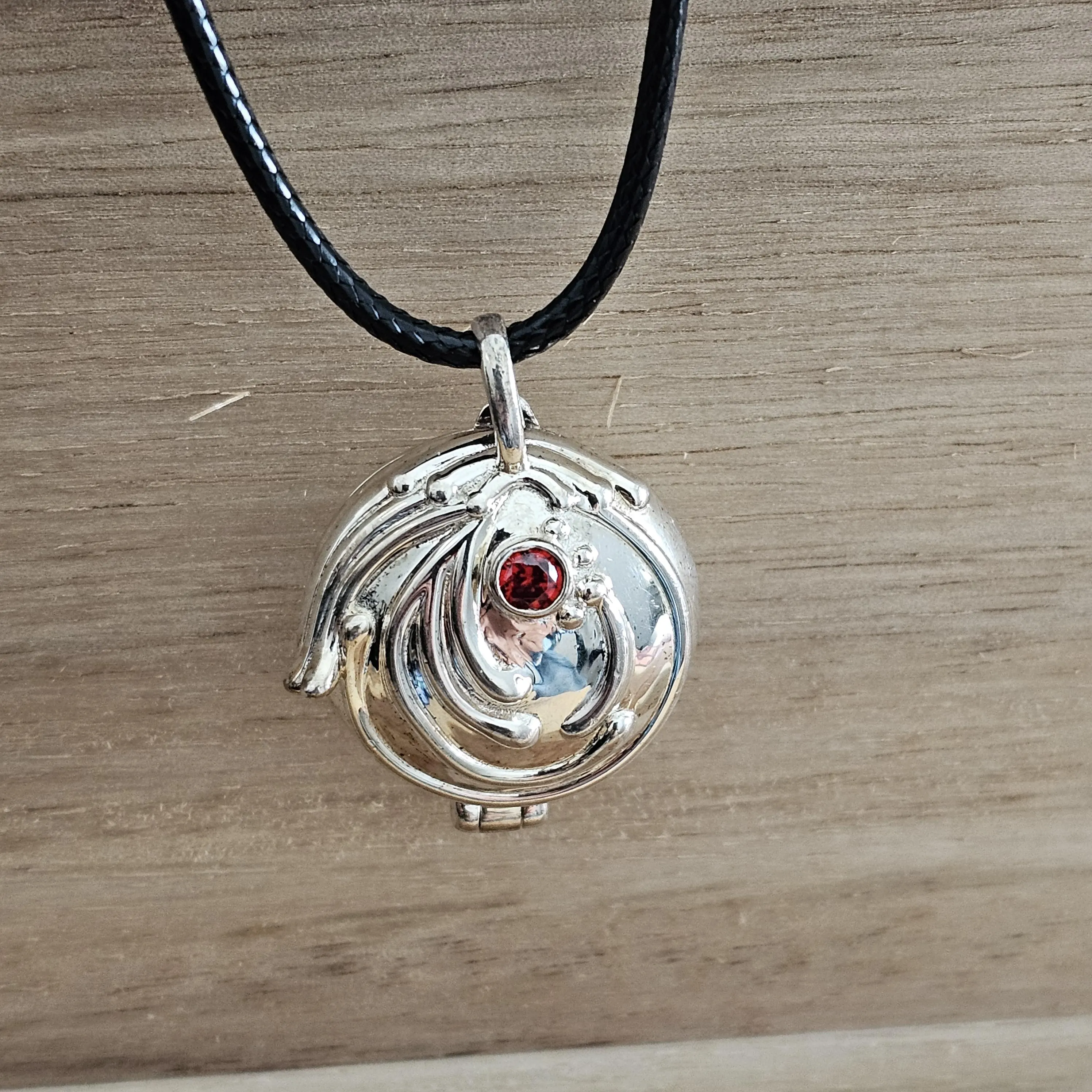 Anhänger Medaillon ohne Kette Silber 925 Kristall Steinchen rot orange Vintage Design elegant SKA1282