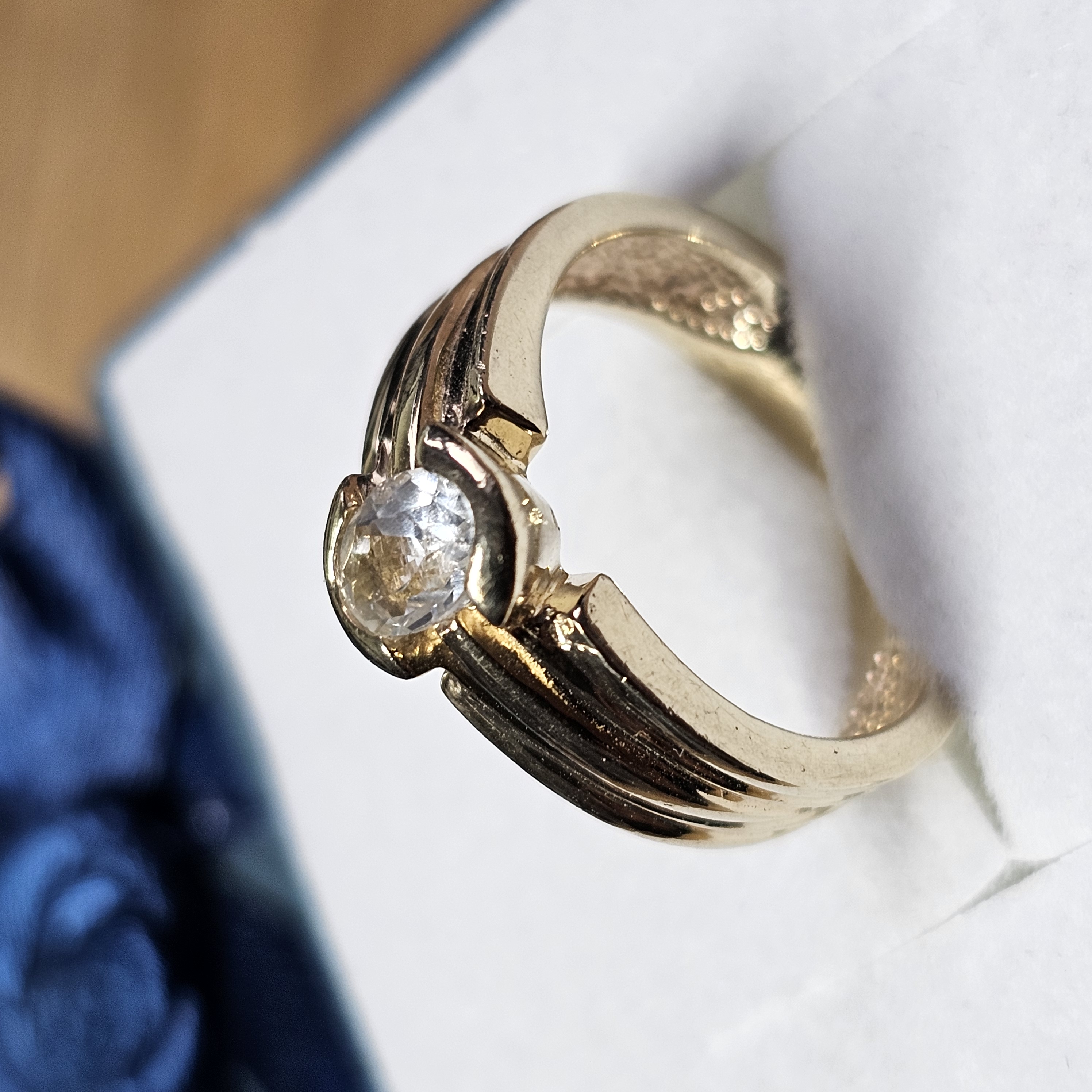 16,1 mm Nostalgischer Ring Gold 375 Topas weiß klar Design Vintage elegant GR308