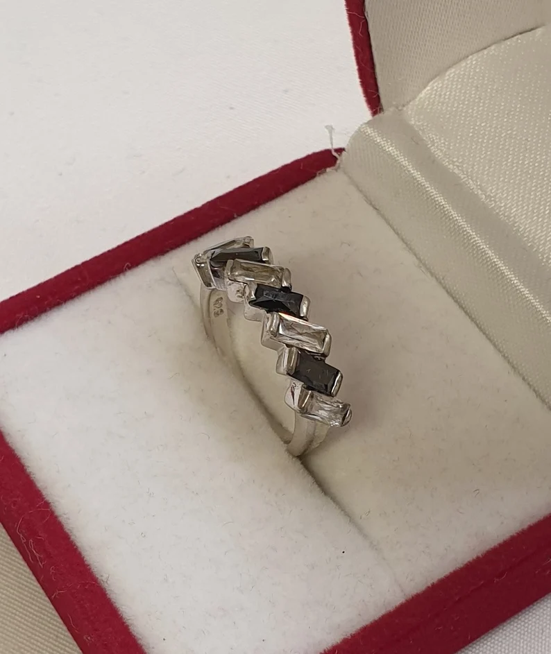 16,3 mm Ring Silber 925 Kristalle klar & schwarz edel Vintage Design SR1062