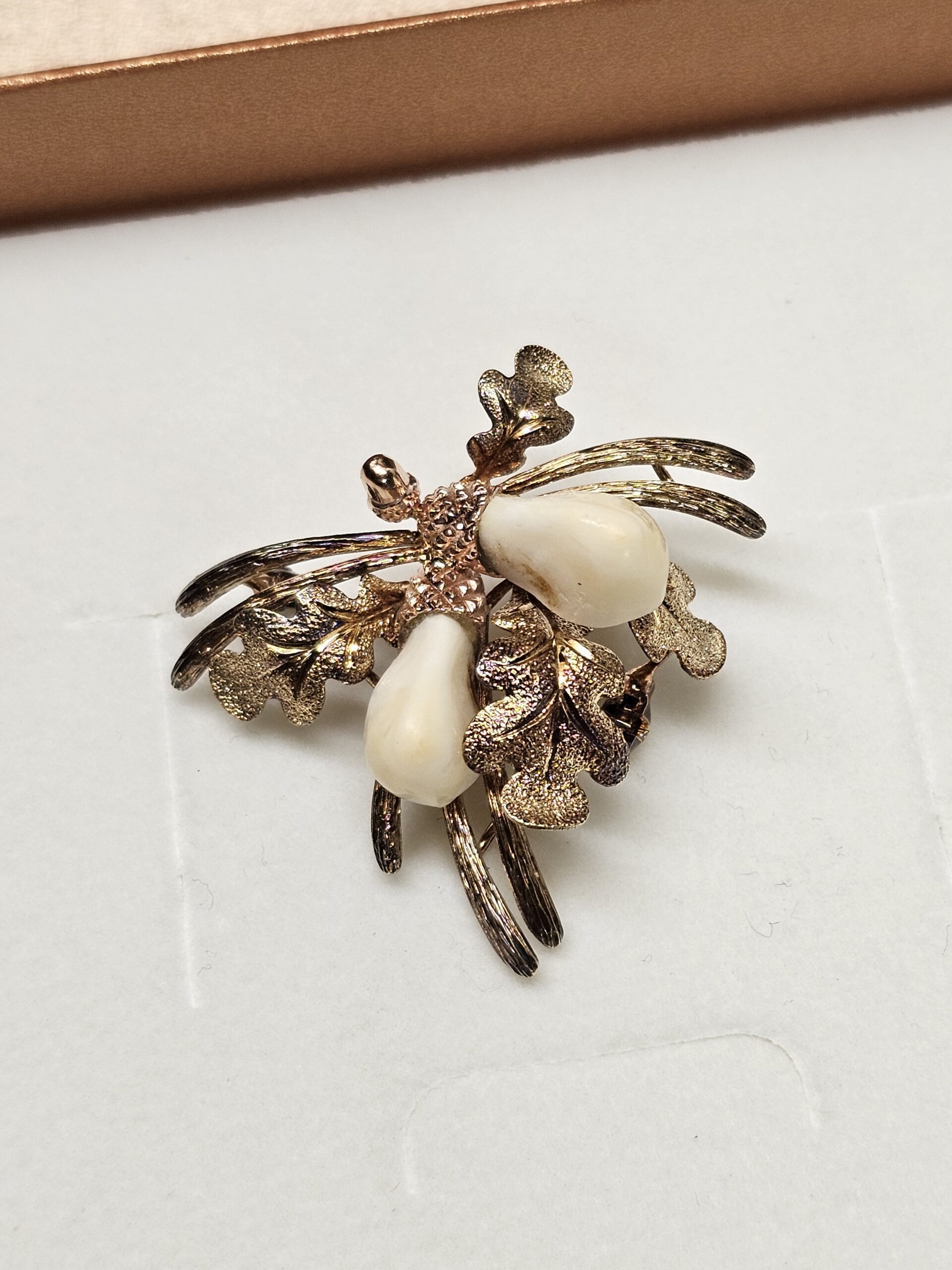 Brosche Anstecknadel Tracht Trachtenschmuck Jagdschmuck Gold 585 Gelbgold Rotgold Grandeln Vintage elegant GB108