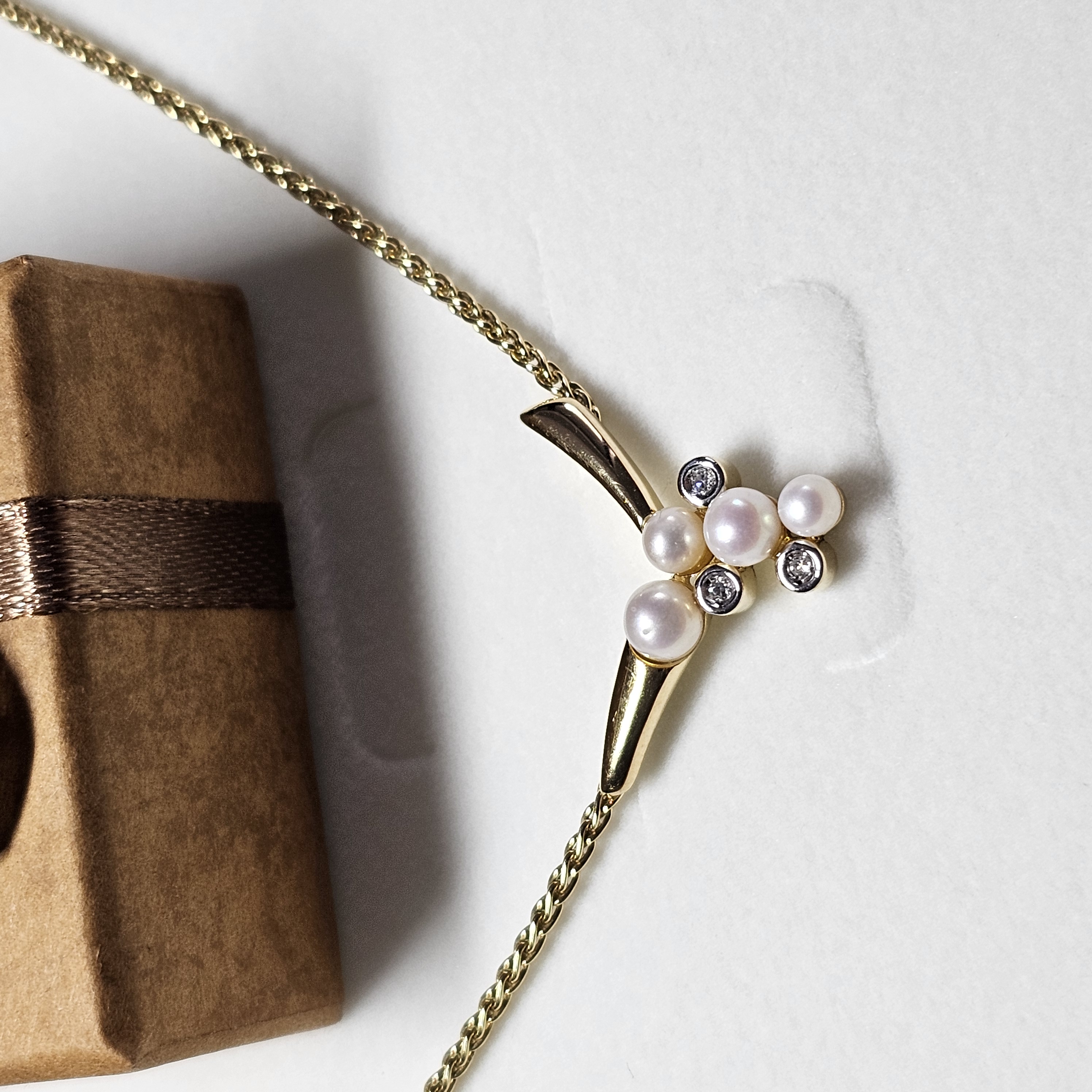 42,5 cm Nostalgische Kette Collier Gold 333 Perlen & Moissanit Steinchen Design Vintage Eleganz GK166