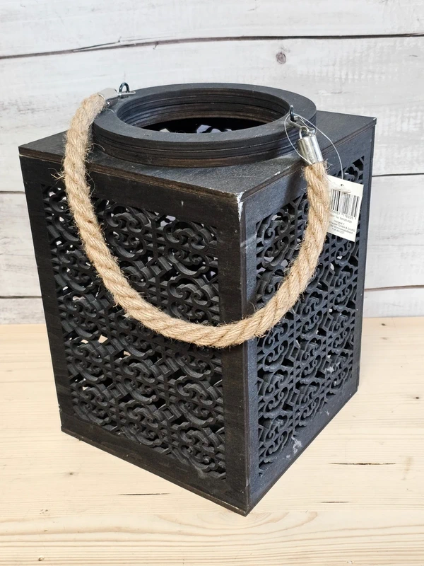 Windlicht und Holzlaterne "Marokko" mit Glaseinsatz in Schwarz 28 cm