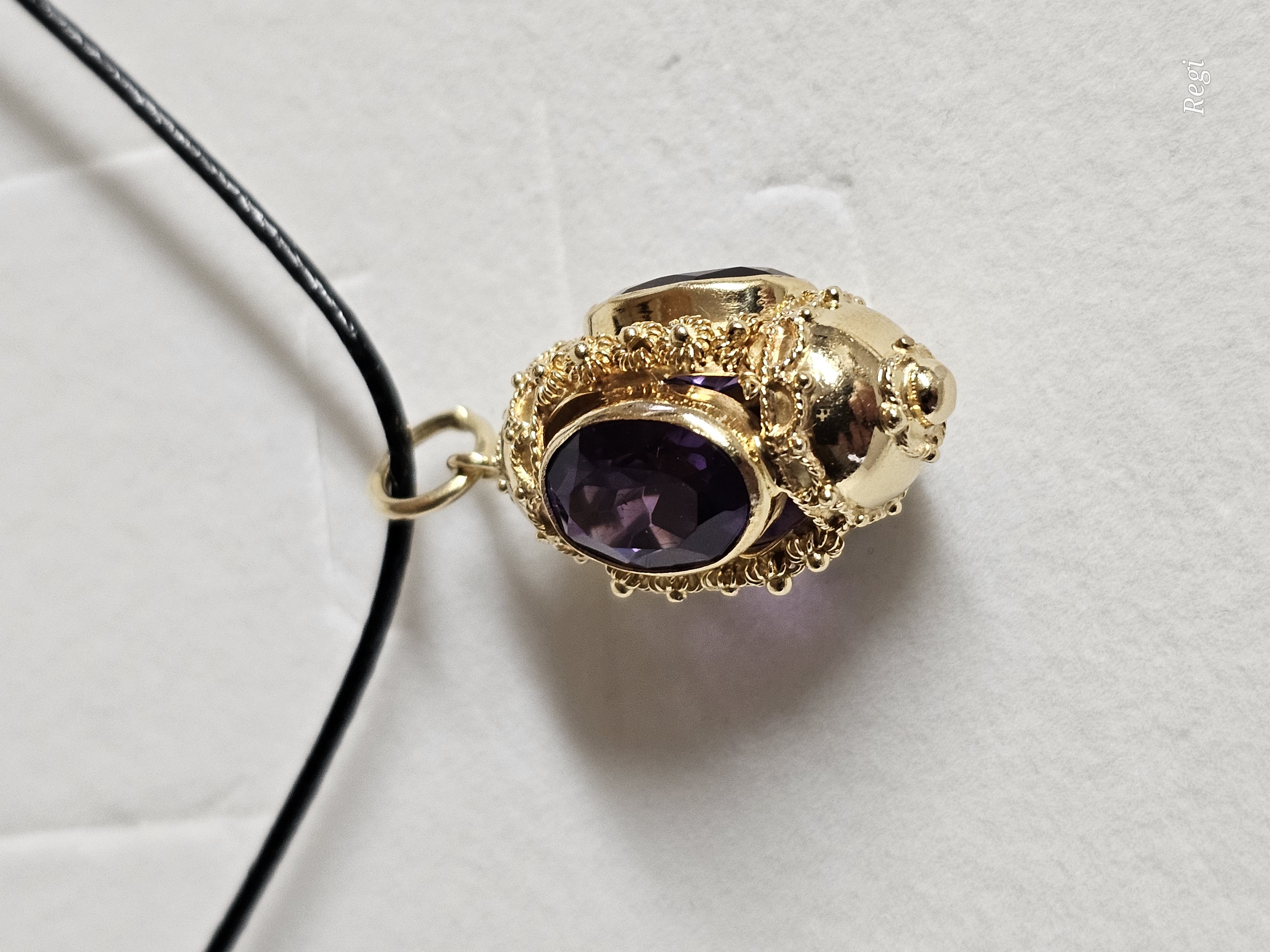 Shabby Vintage nostalgischer Goldanhänger Anhänger - ohne Kette - Gold Amethyst kunstvolle Eleganz GAN181