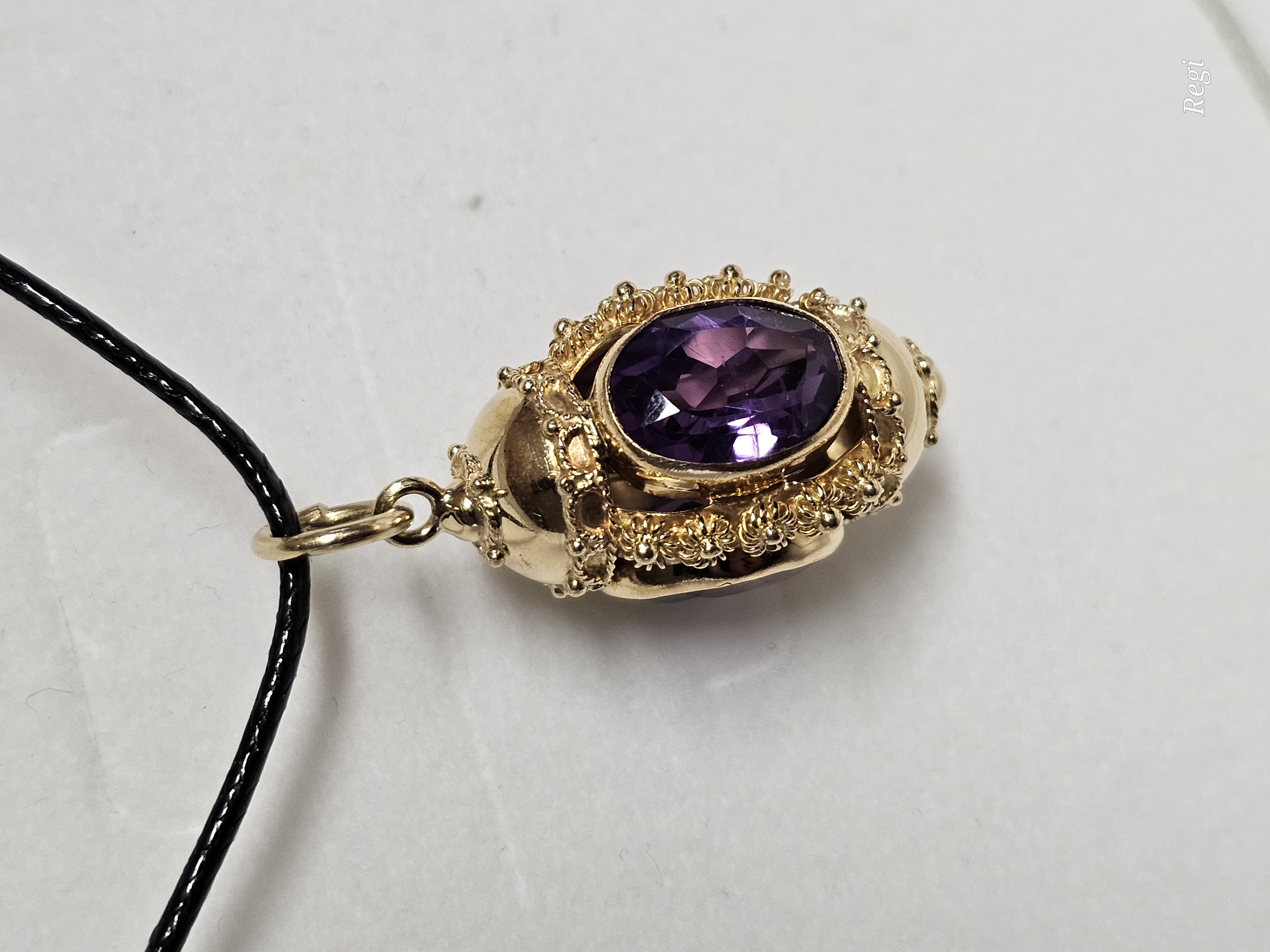 Shabby Vintage nostalgischer Goldanhänger Anhänger - ohne Kette - Gold Amethyst kunstvolle Eleganz GAN181