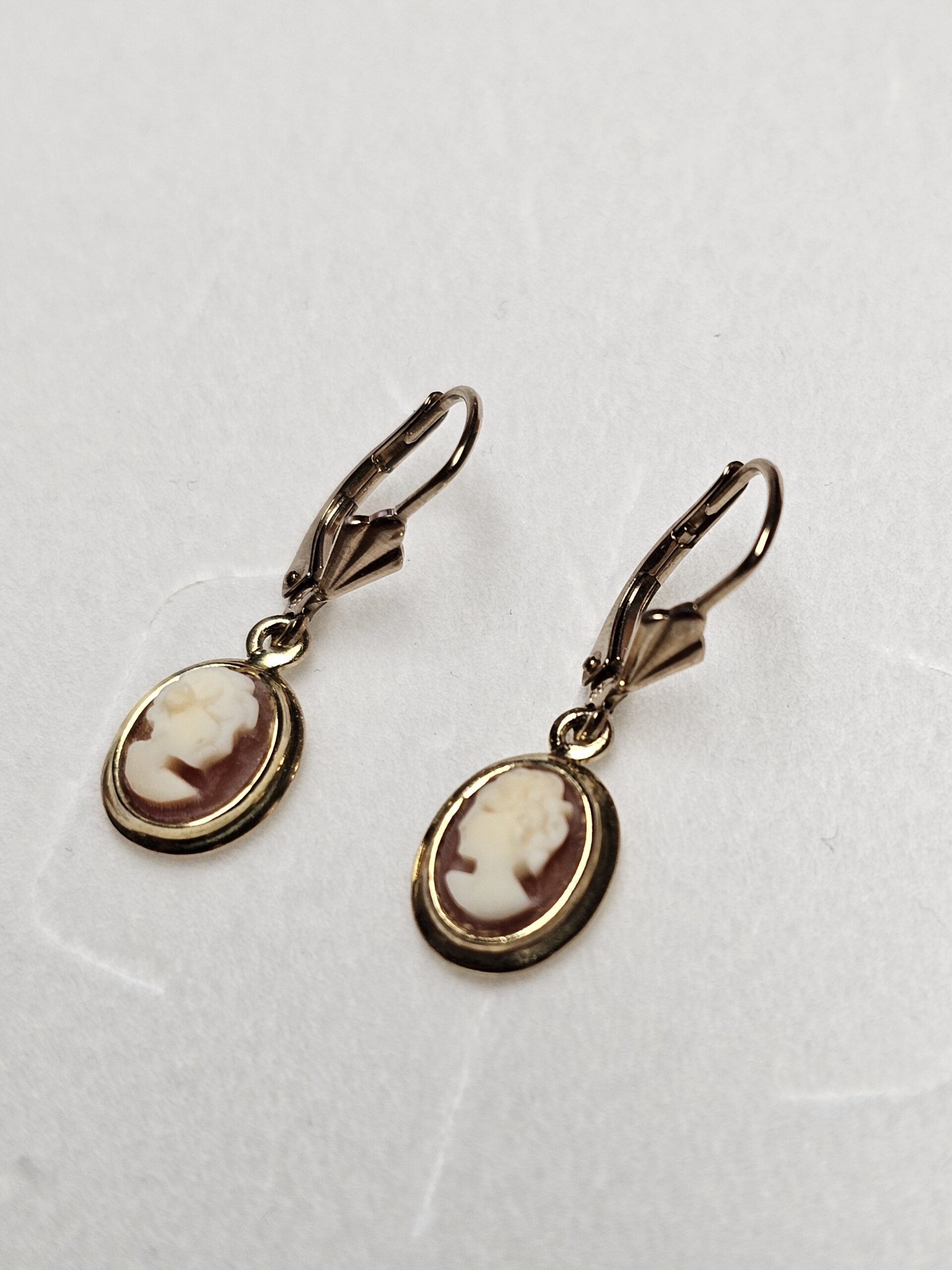 Nostalgische Ohrhänger Ohrringe Gold 333 Gemme Kamee Frau Büste Shabby Vintage elegant OR135