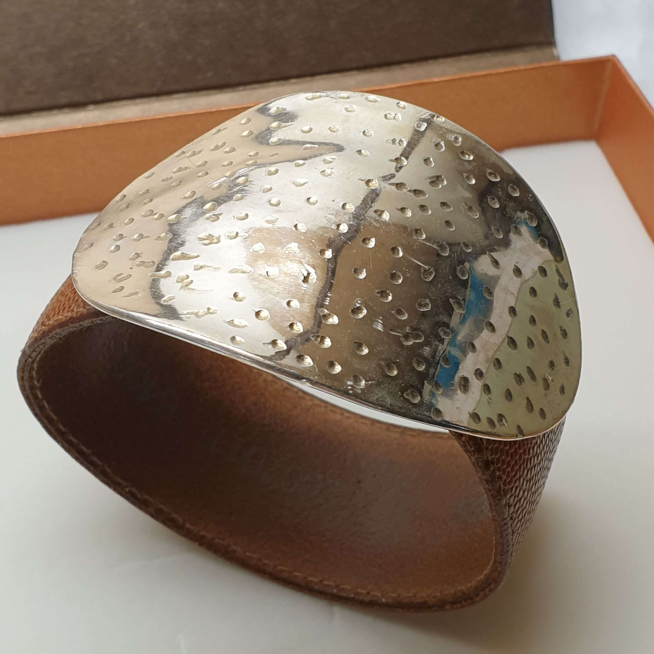 Schlangen Lederarmband mit Punktmuster BS102