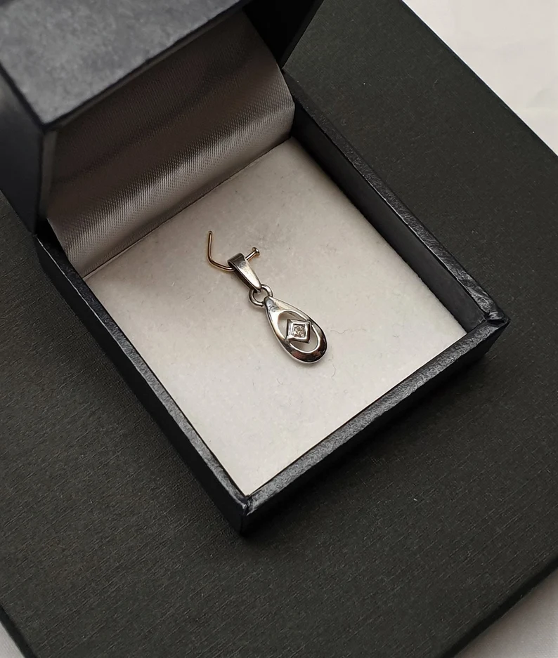 Anhänger klein Gold Weißgold 333 Diamantsteinchen Vintage elegant GAN121