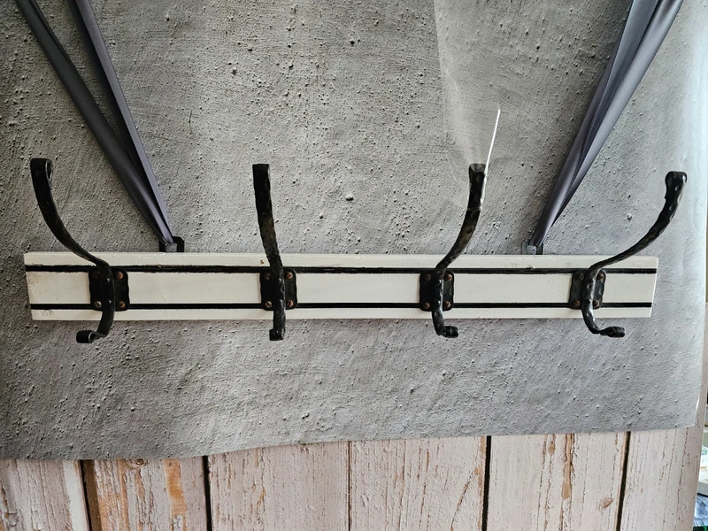 Shabby Chic Hakenleiste Garderobe weiß schwarz