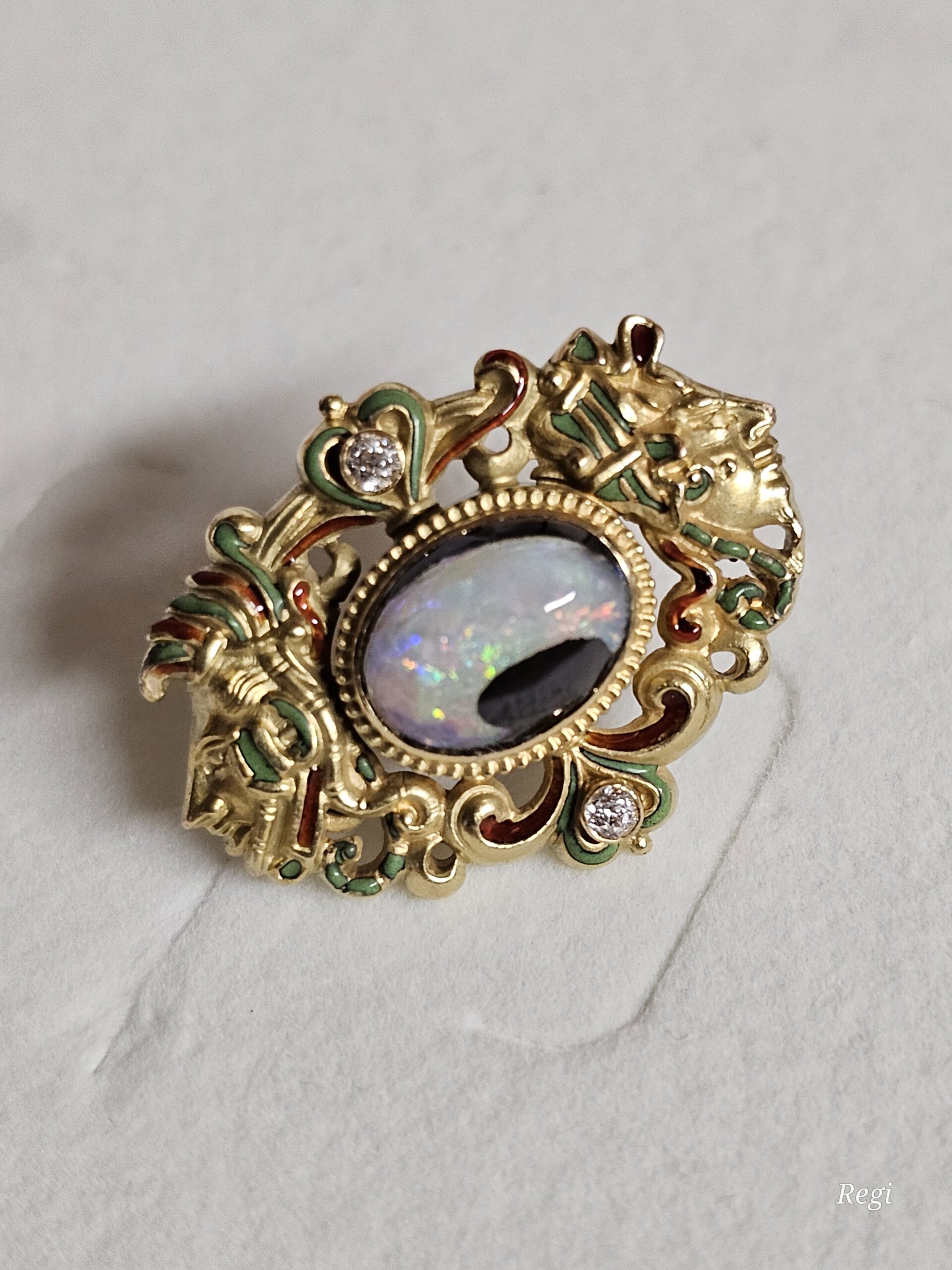 Nostalgische Anstecknadel Brosche Gold Emaille Opal & Diamanten kunstvoll Shabby Design Vintage elegant GB117