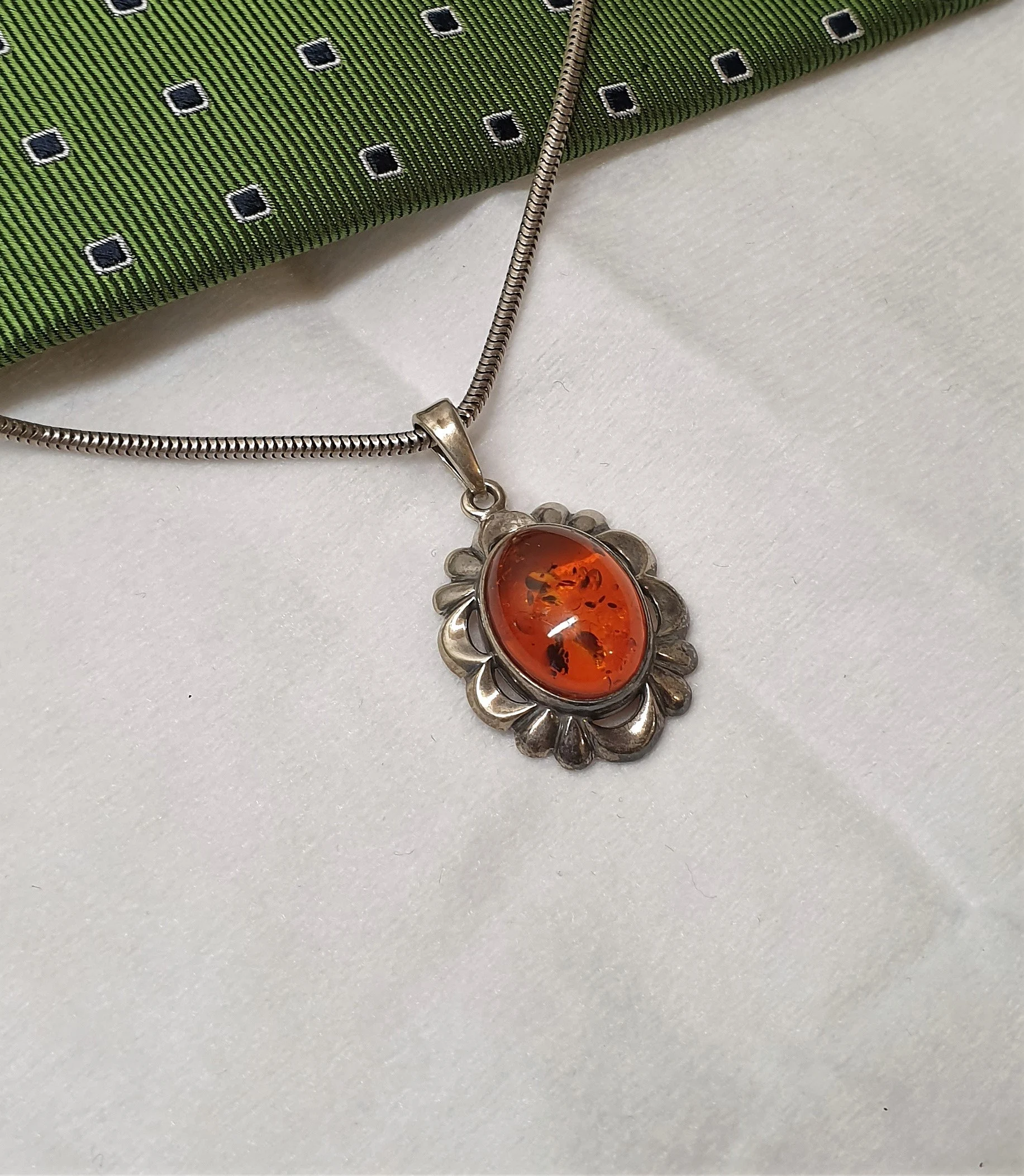 Nostalgischer Anhänger ohne Kette Silber 925 Bernstein kunstvoll Vintage elegant SKA1556