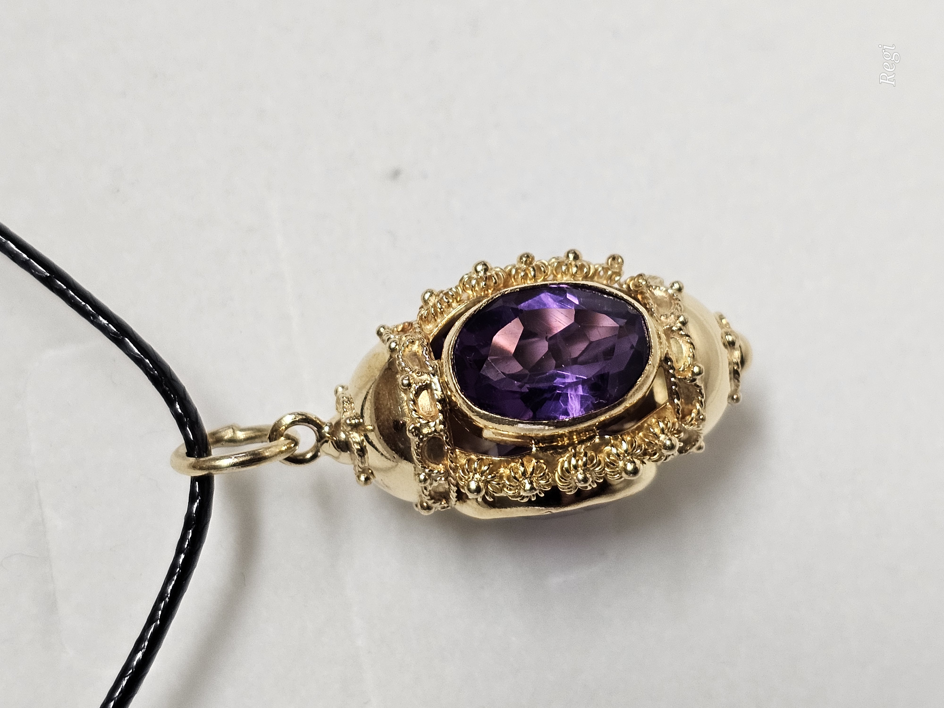 Shabby Vintage nostalgischer Goldanhänger Anhänger - ohne Kette - Gold Amethyst kunstvolle Eleganz GAN181