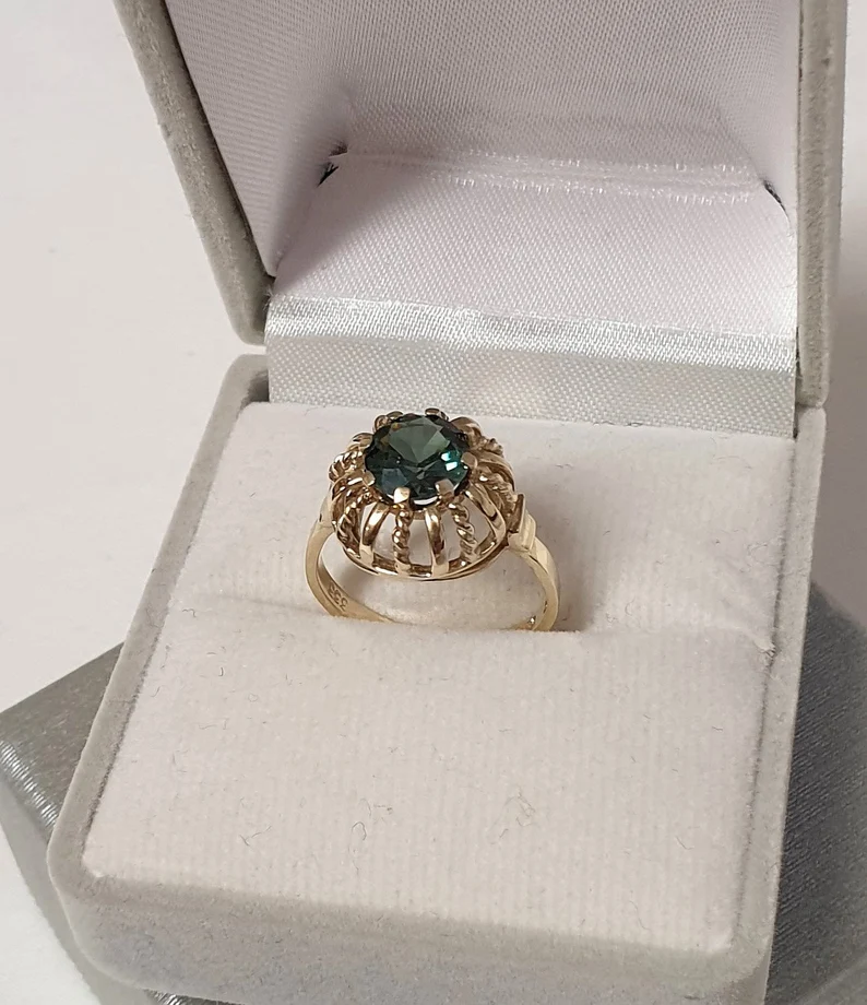 16,2 mm Nostalgischer Ring Gold 333 mit Turmalin grün edel Vintage Design GR128