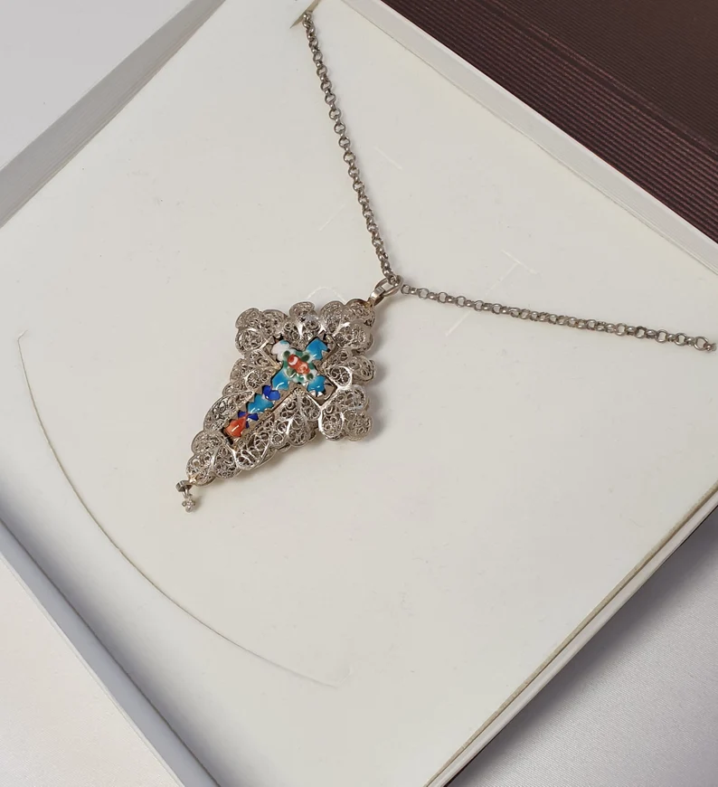 Anhänger antik filigran Kreuzanhänger für Rosenkranzkette Jesus Kreuz Silber Emaille bunt Shabby Vintage SKA968