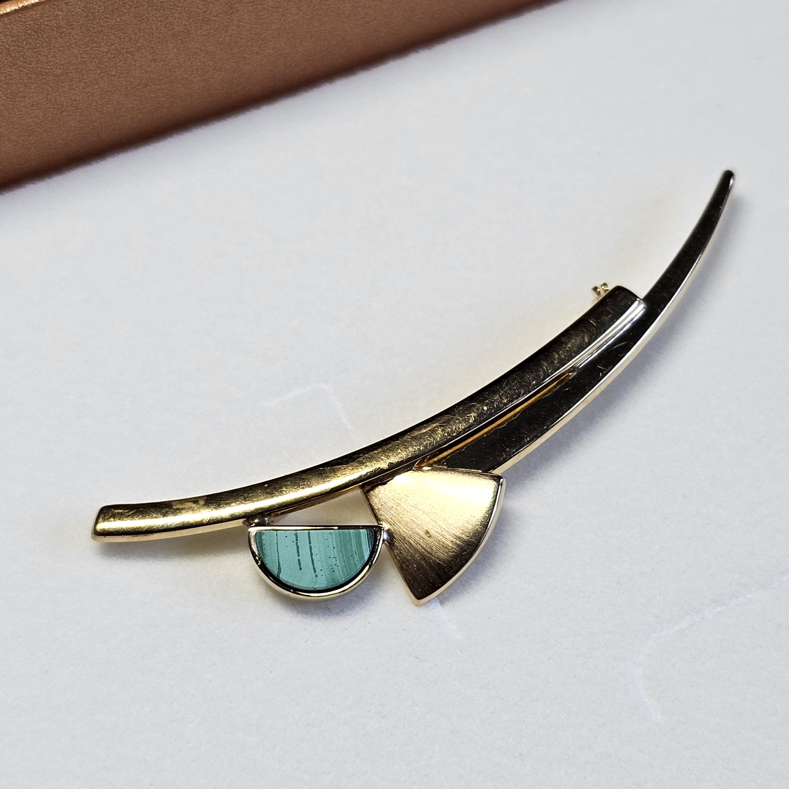 Design Brosche Anstecknadel Gold 375 Malachit Vintage elegant GB124