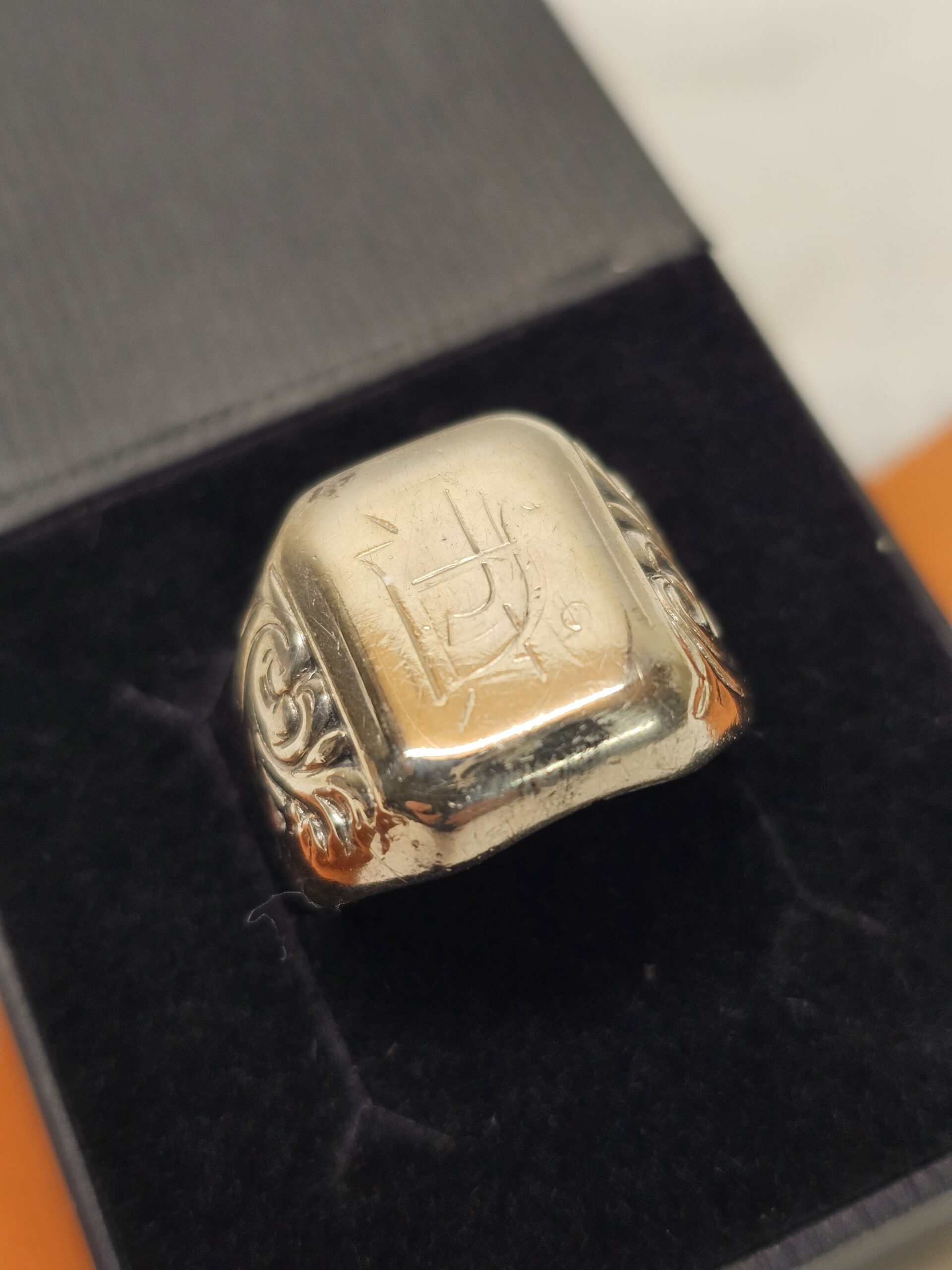 19,4 mm Nostalgischer Ring Siegelring Silber 800 Initialen Buchstaben "AF" bzw. "FA" Shabby Vintage Design kunstvoll elegant SR1348