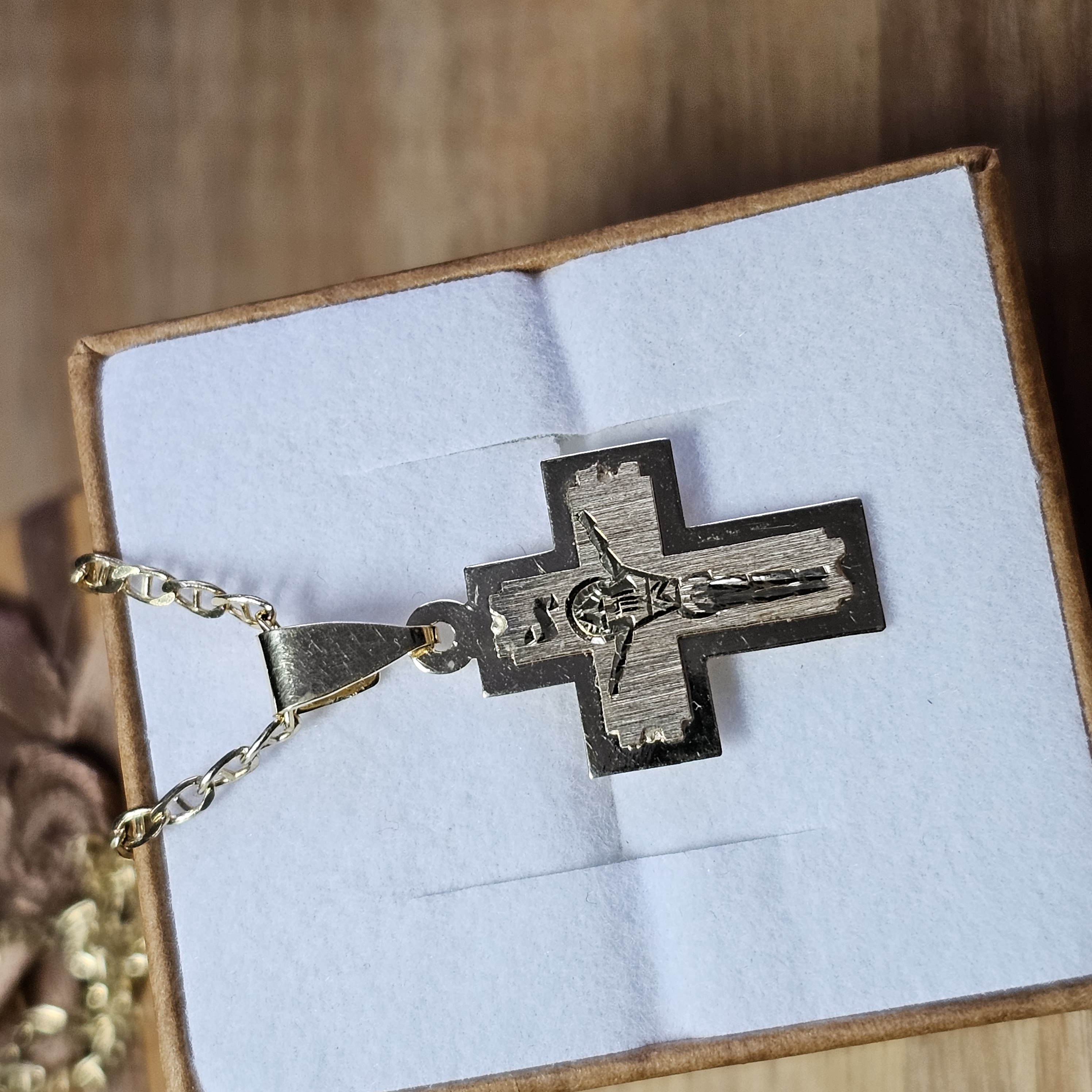 Anhänger Kreuz Jesus Inri ohne Kette Gold 585 matt glänzendes Design Vintage modisch elegant GAN255