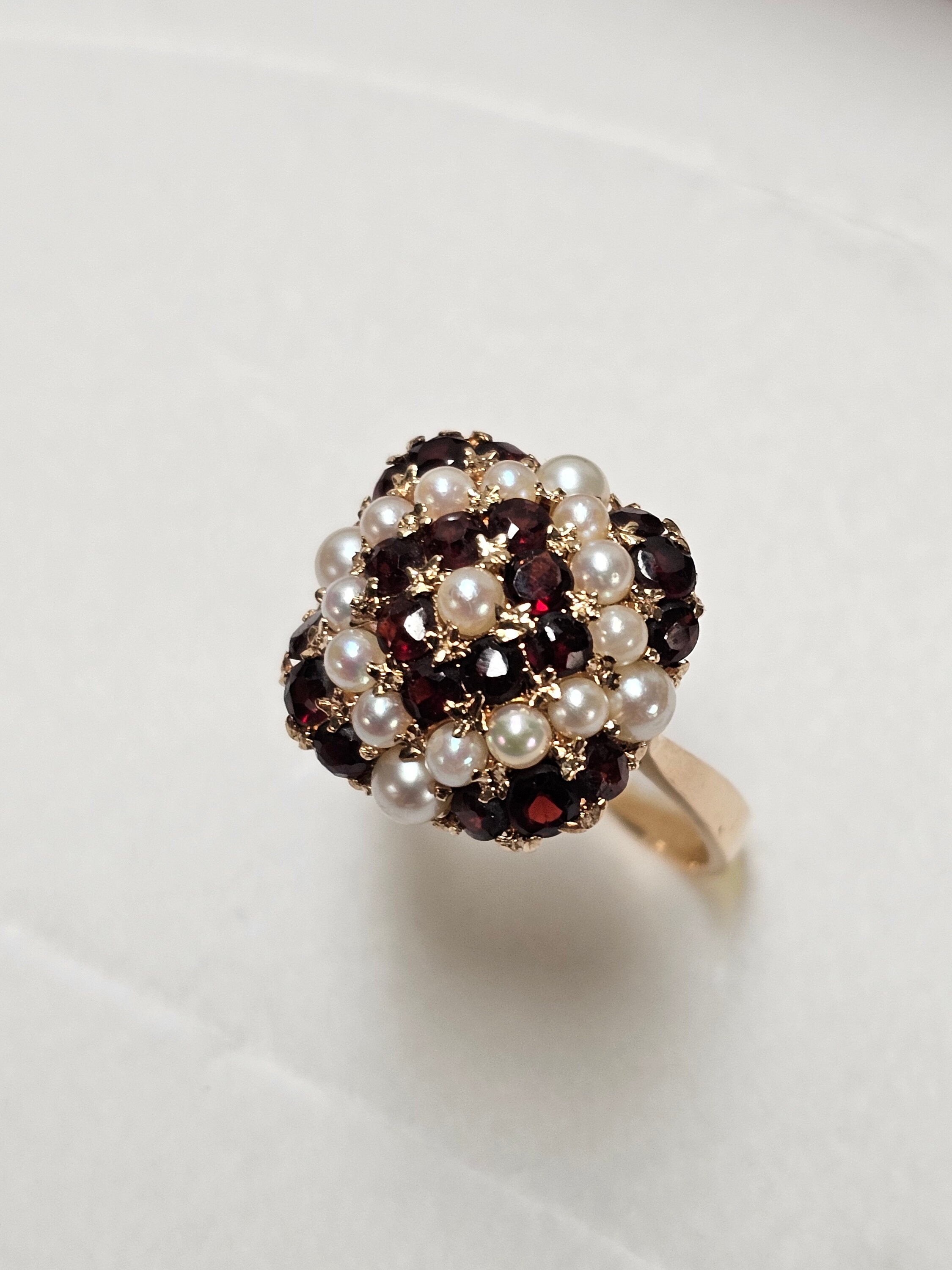 18,5 mm Nostalgischer Shabby Vintage Ring 14 Karat Gold 585 Granat & Perlen elegant selten rar GR260
