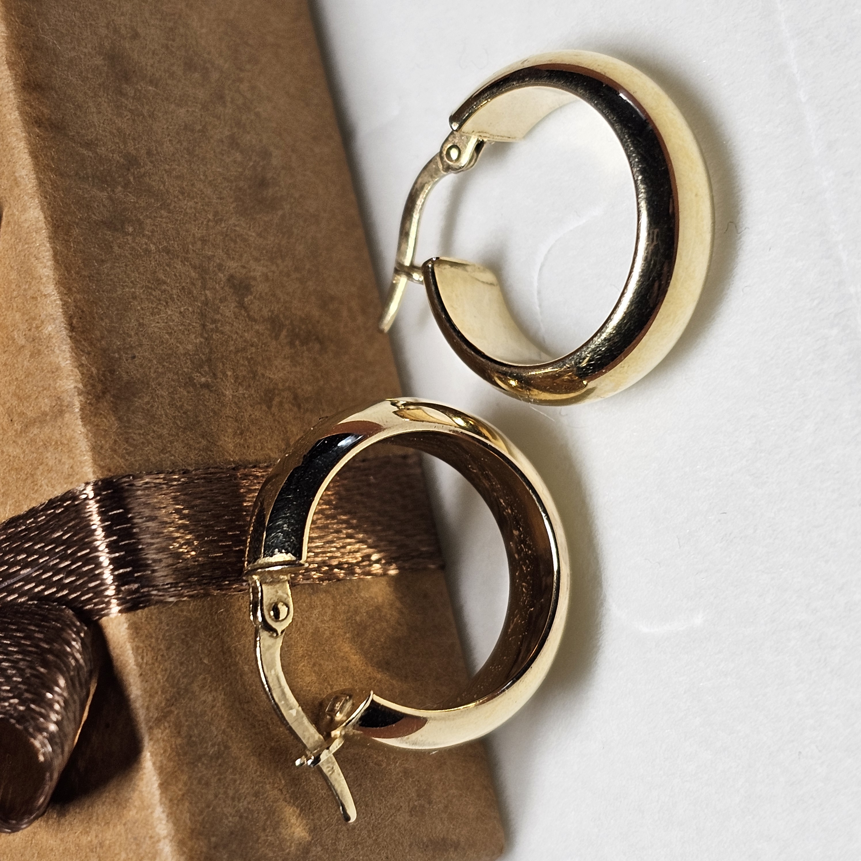 Creolen Ohrringe Ohrschmuck Gold 585 Design schlicht Vintage Eleganz OR205