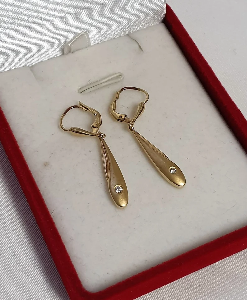 Nostalgische Ohrringe Ohrhänger Gold 585 Gelbgold matt/ glänzend Diamantsteinchen Vintage elegant OR102 – Bild 3