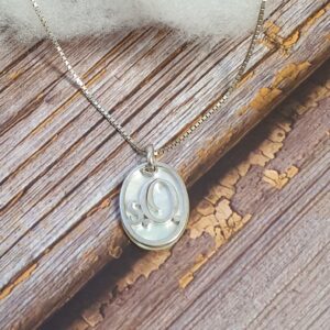 Stylischer Anhänger Silber 925 Buchstaben S. O. Perlmutt Perlmuttplatte Vintage elegant SKA1313