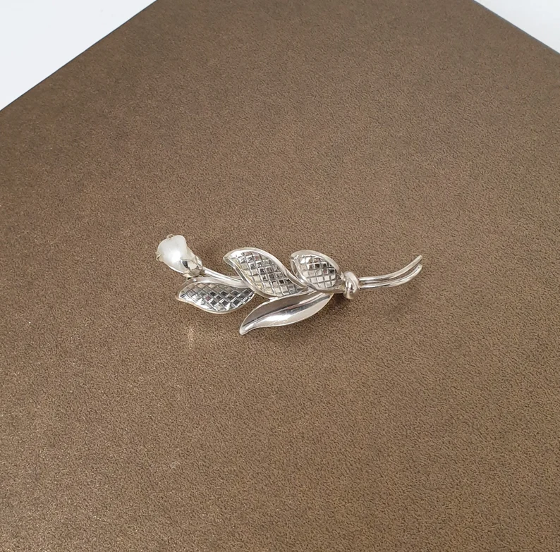 Nostalgische Brosche Anstecknadel Silber 835 Keshi Perle Blume floral Shabby Vintage SB381