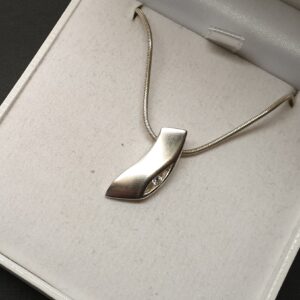 Designer Anhänger Charm Silber 925 Kristall klar Vintage elegant SKA1515