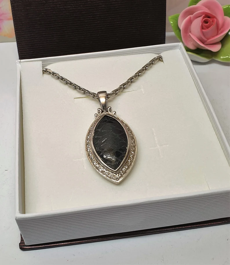 Anhänger Silberanhänger Silber 925 Leder Einlage schwarz & Kristalle klar Vintage edel SKA1558 – Bild 4