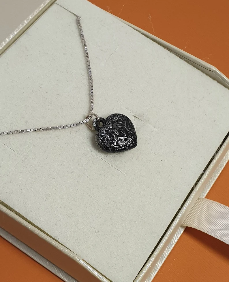 Nostalgischer Anhänger Herz Herzchen altsilberfarben Shabby Vintage SKA1441 – Bild 2