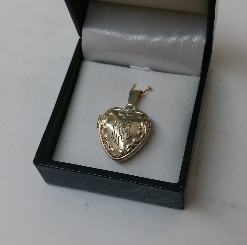 Nostalgischer Anhänger ohne Kette Silber 835 Silber Medaillon Herz Herzchen Initialen Buchstaben "KA" Shabby Vintage SKA711 – Bild 3