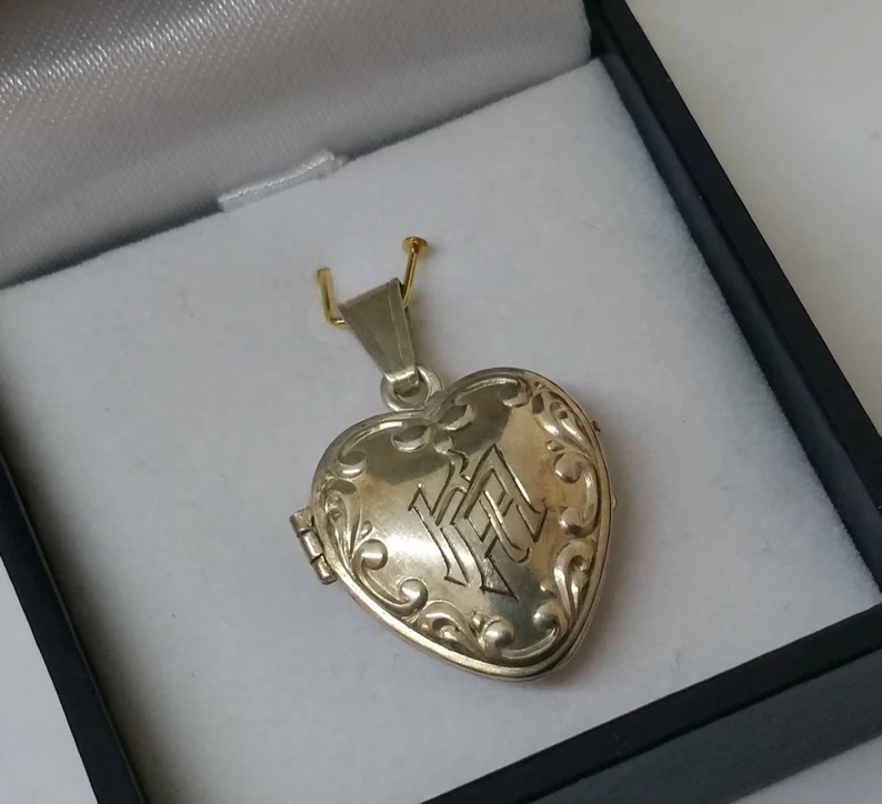 Nostalgischer Anhänger ohne Kette Silber 835 Silber Medaillon Herz Herzchen Initialen Buchstaben "KA" Shabby Vintage SKA711 – Bild 2