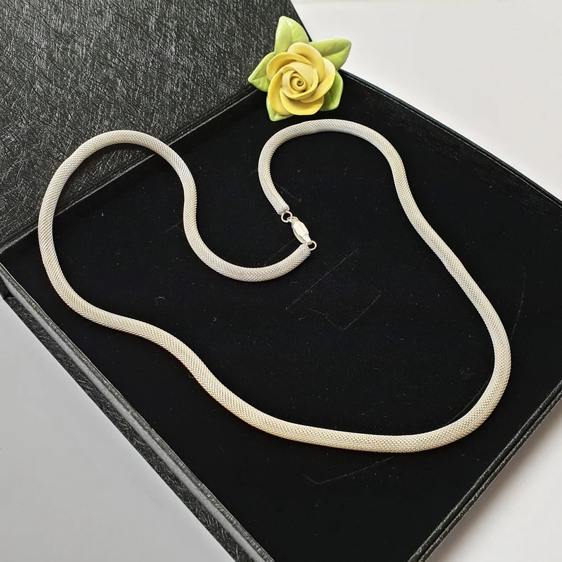 65 cm Kette Halskette Schlangenkette Design gewebt Silber 835 edel Vintage HK264