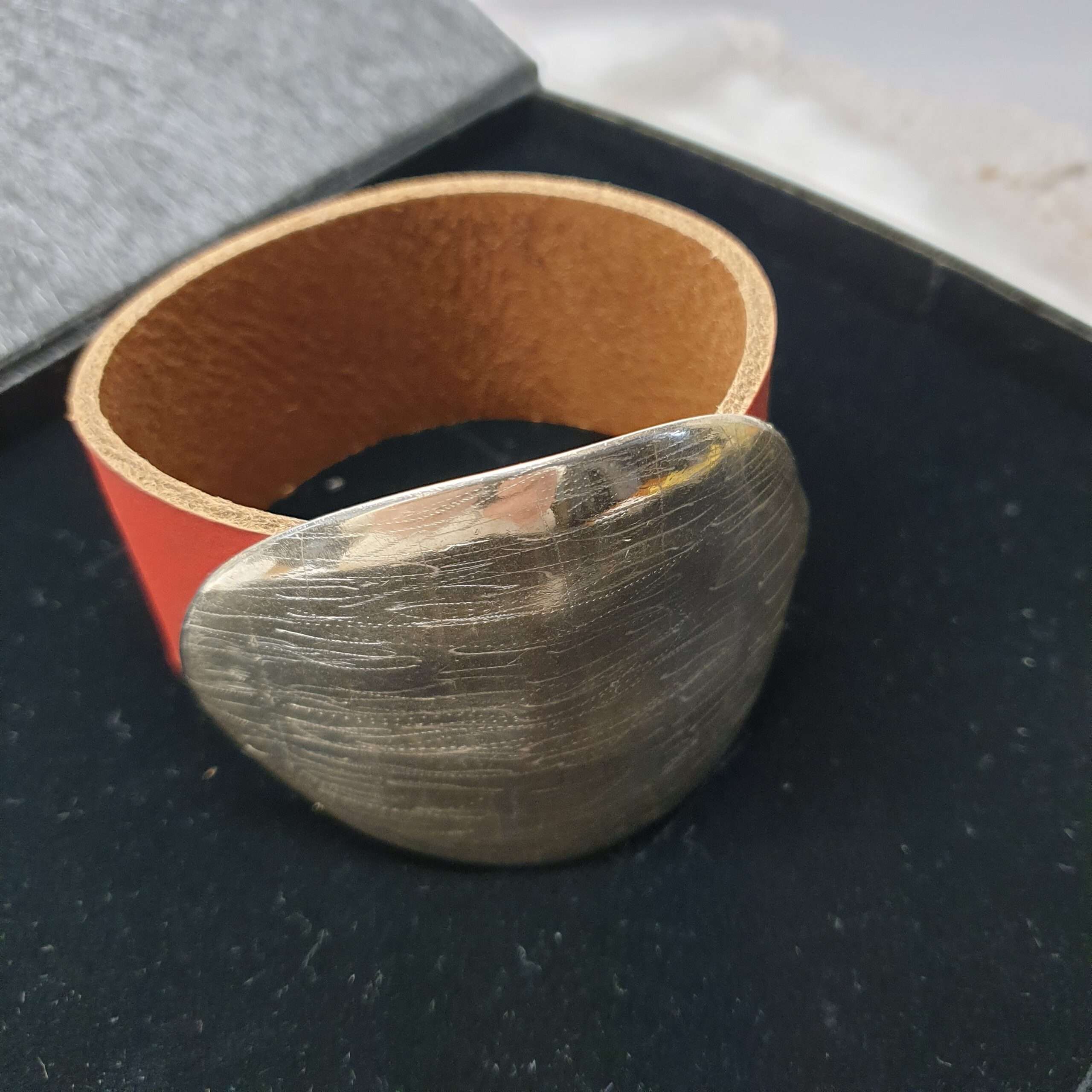 Rote Lederarmband mit karierter Schliesse BS101 – Bild 2