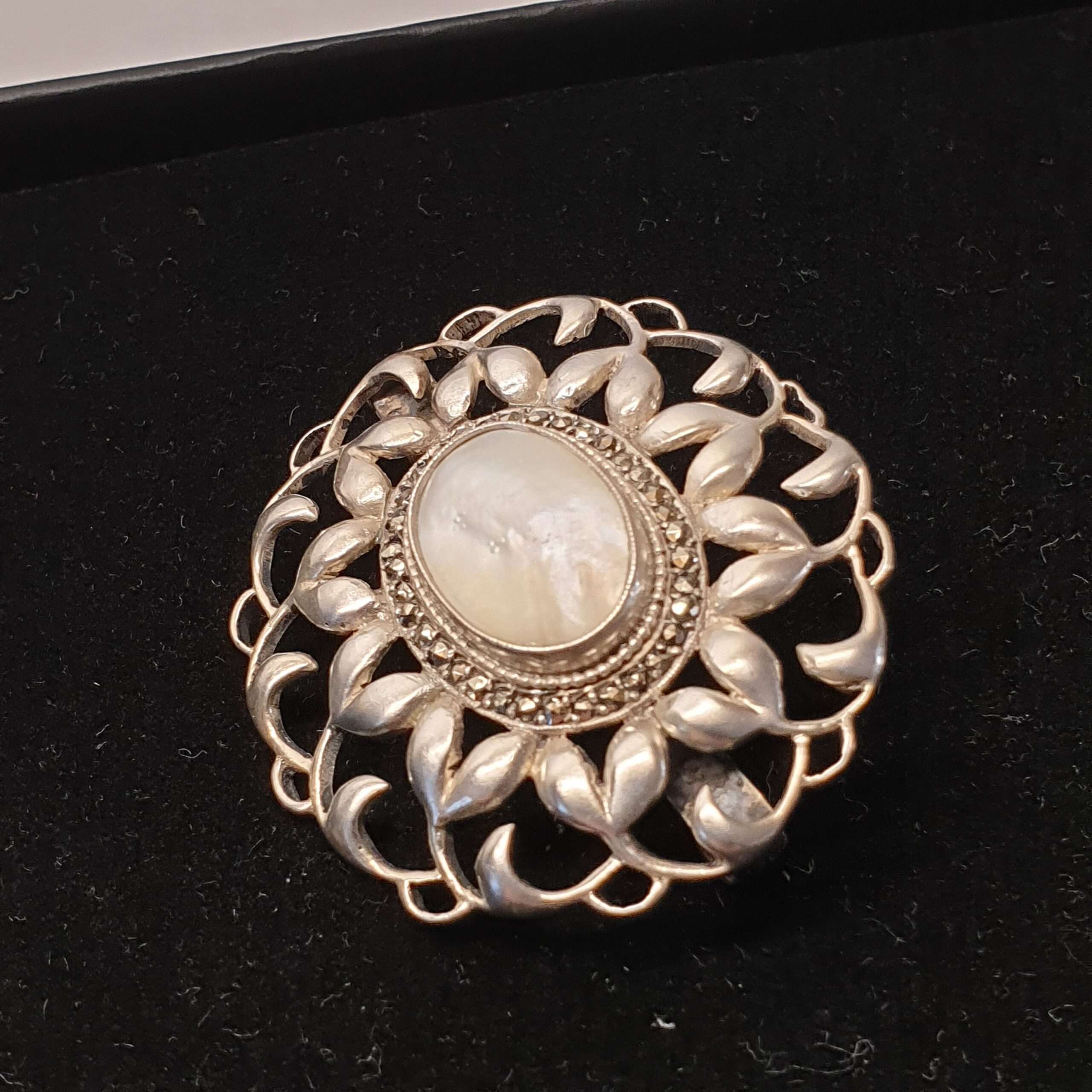 Jugendstil Shabby Vintage antike Brosche Anstecknadel Karl Karst Silber 800 Perlmutt & Markasiten Design außergewöhnlich Rarität SB401 – Bild 2