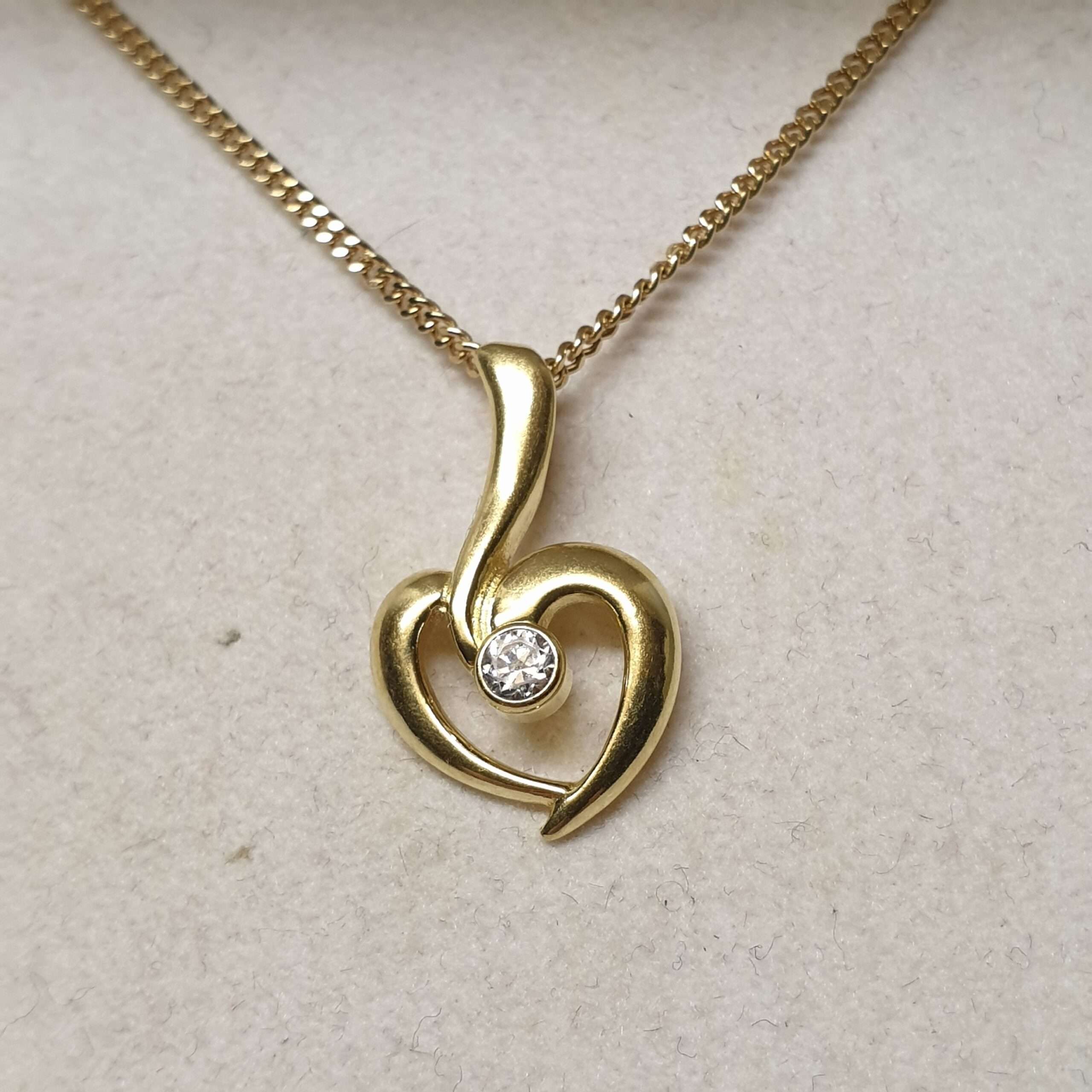 Goldanhänger Anhänger Herz Gold 333 Kristall klar Design edel Vintage GAN139 – Bild 4