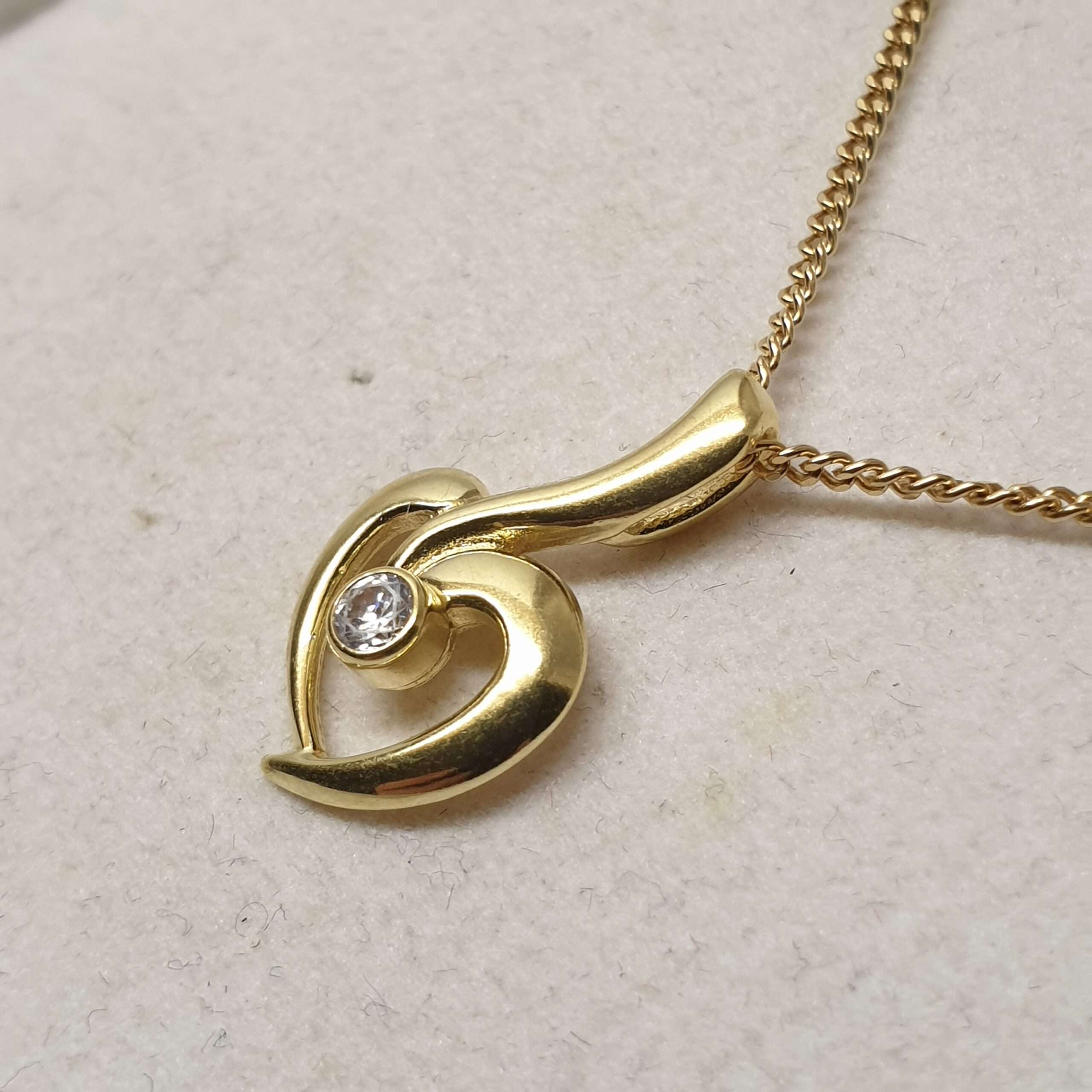 Goldanhänger Anhänger Herz Gold 333 Kristall klar Design edel Vintage GAN139 – Bild 3