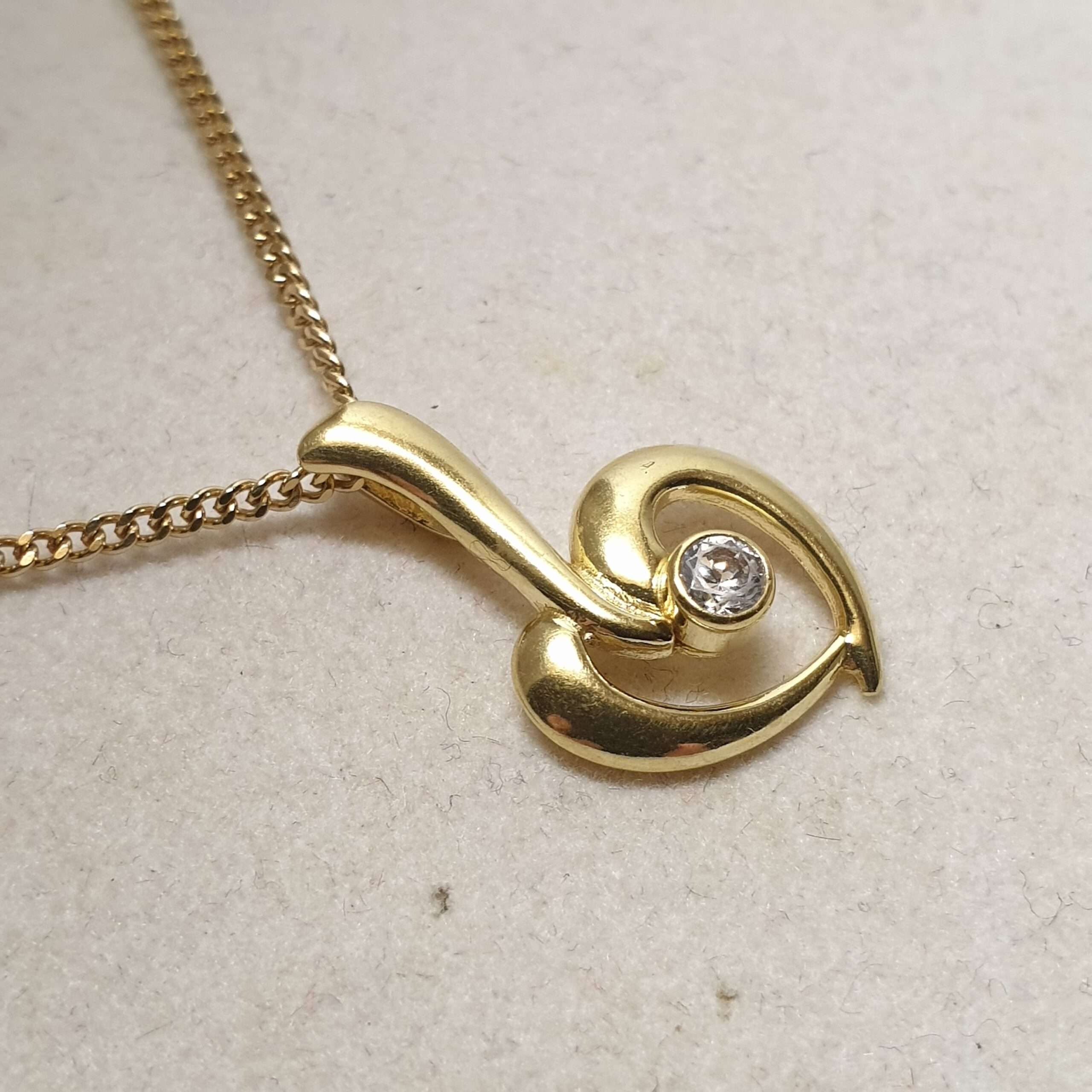 Goldanhänger Anhänger Herz Gold 333 Kristall klar Design edel Vintage GAN139 – Bild 2