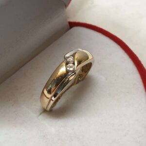 17,2 mm Goldring Ring Gold 375 Kristalle klar Design Vintage elegant GR171