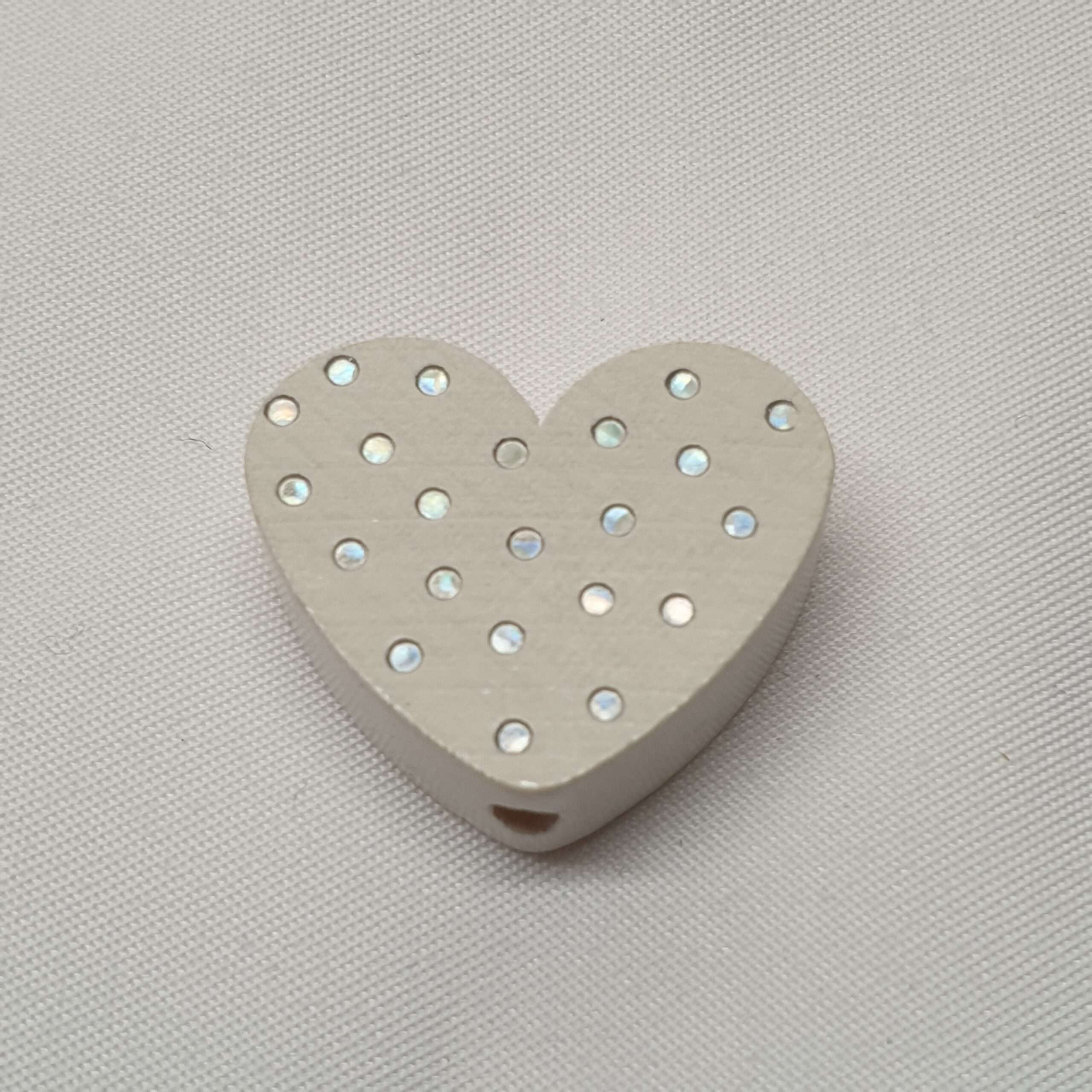 Motivperle Perle Motiv weiß Herz Herzchen Herz´l Punkte Pünktchen silberfarbener Glitter MP238