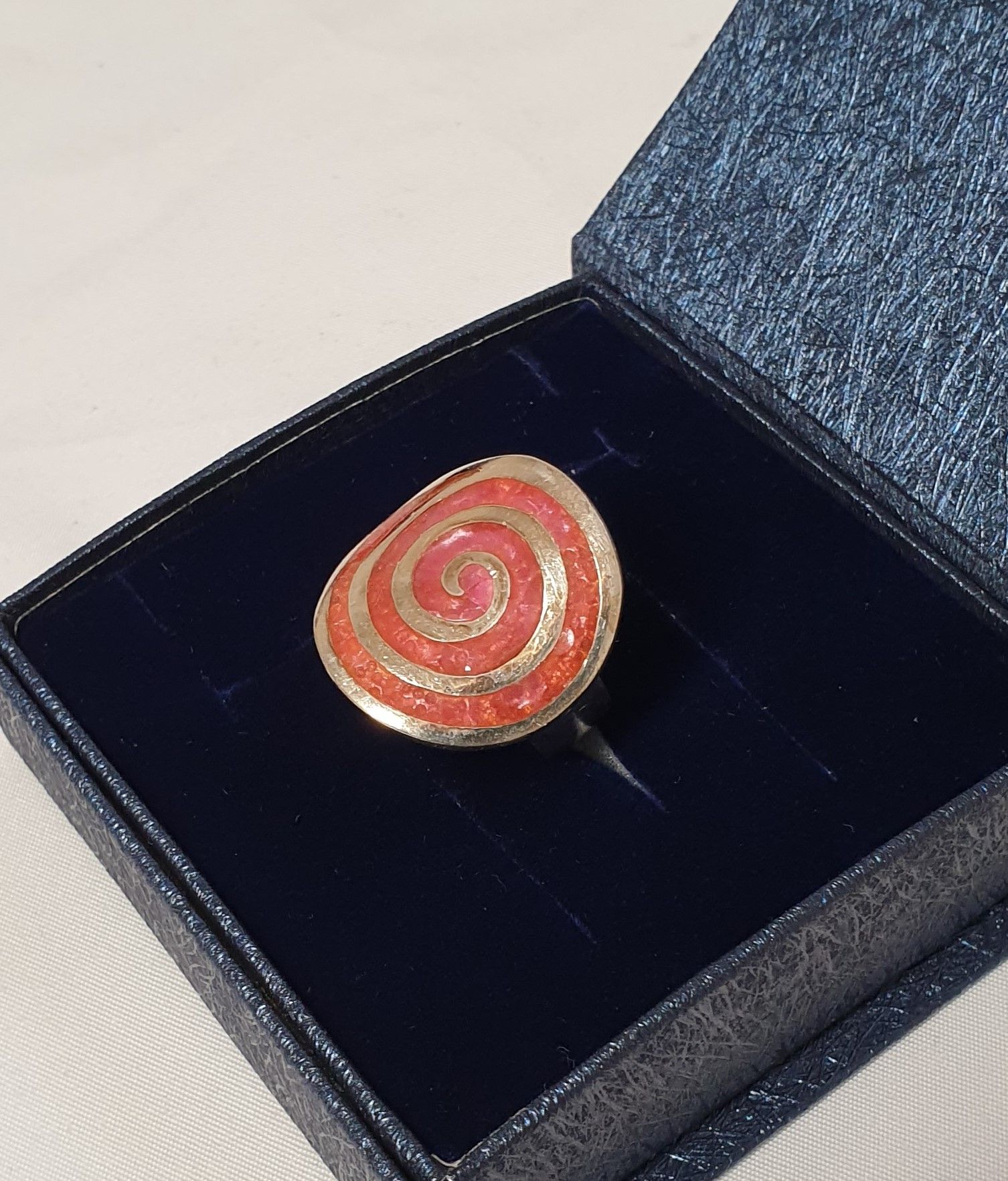 17,5 mm Origineller Ring Silber 925 Spirale Emaille rot außergewöhnliches Design Vintage rar SR966