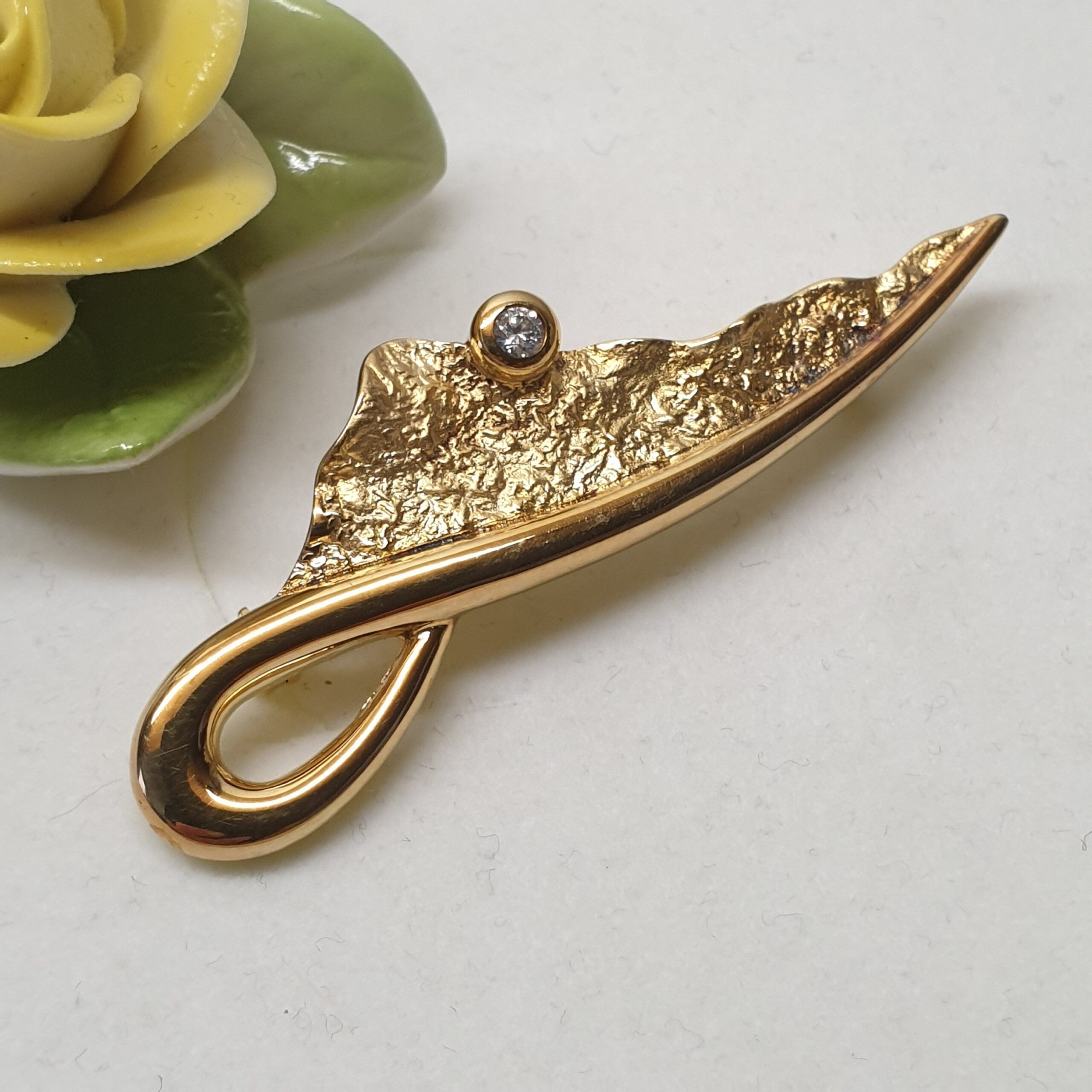 Design Brosche Anstecknadel Gold 375 Kristallstein klar Vintage elegant GB106 – Bild 4