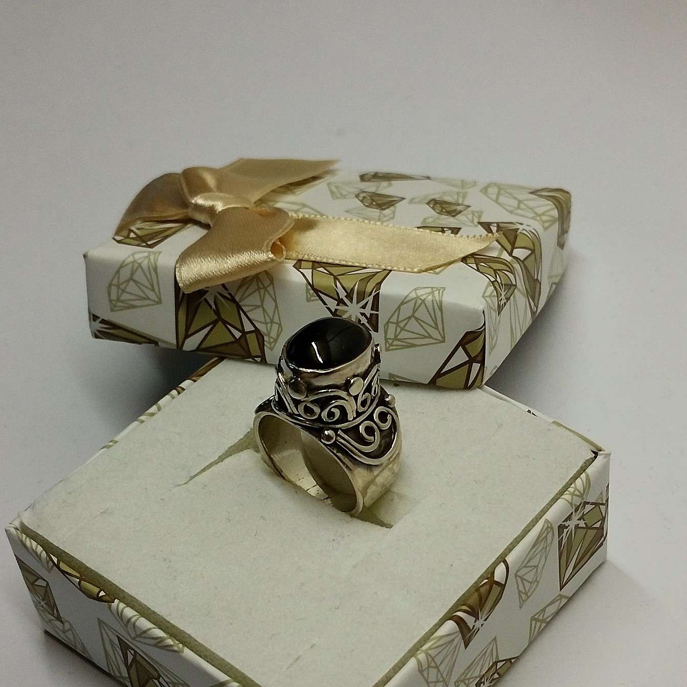 17,2 mm Nostalgisch gearbeiteter Ring Silber 925 Granat Silberschmiede SR446 – Bild 2