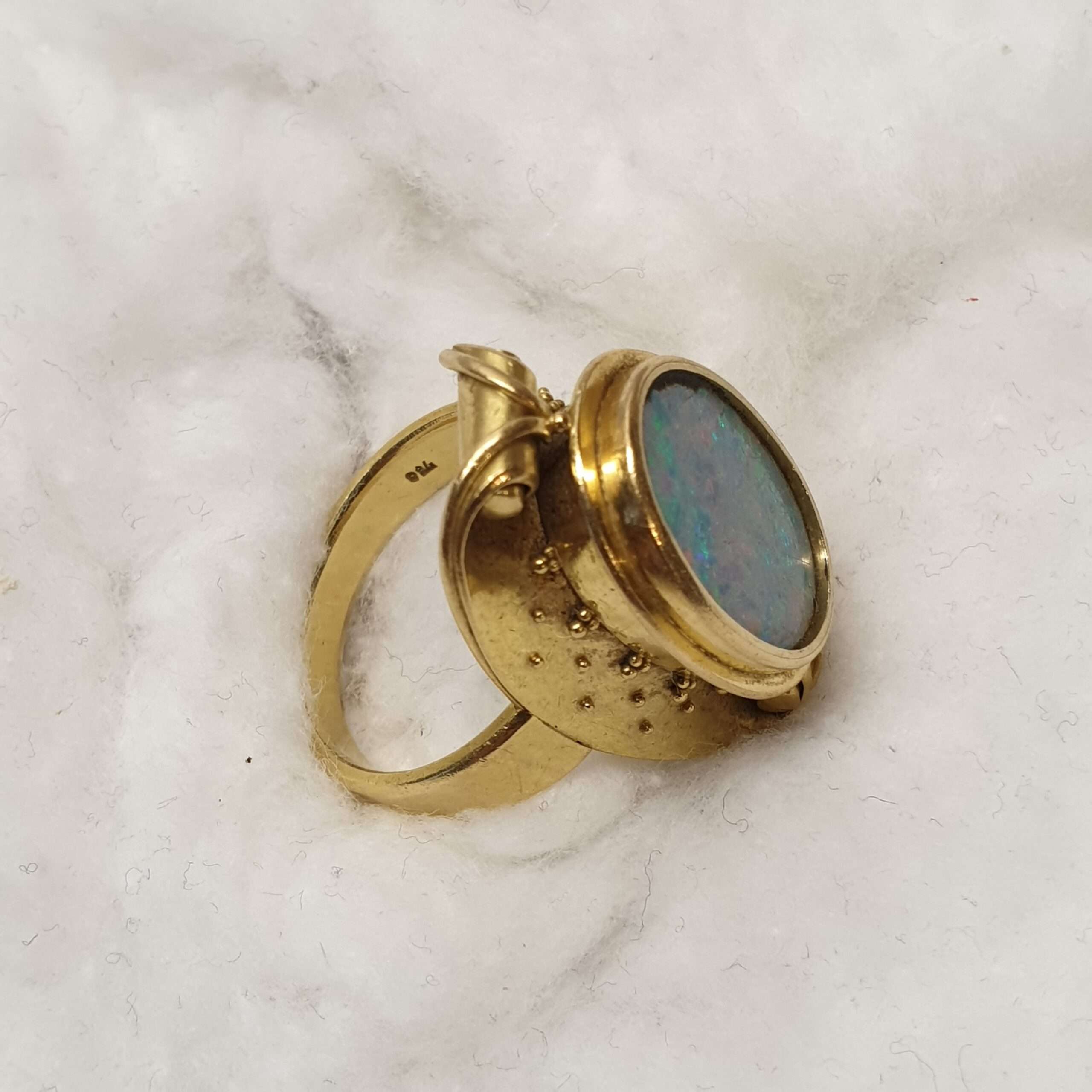 18,5 mm Wunderschöner Goldring Ring Gold 750 Opal blau Regenbogenopal Nostalgie Shabby Vintage Goldschmiede Kunst selten rar GR510 – Bild 2