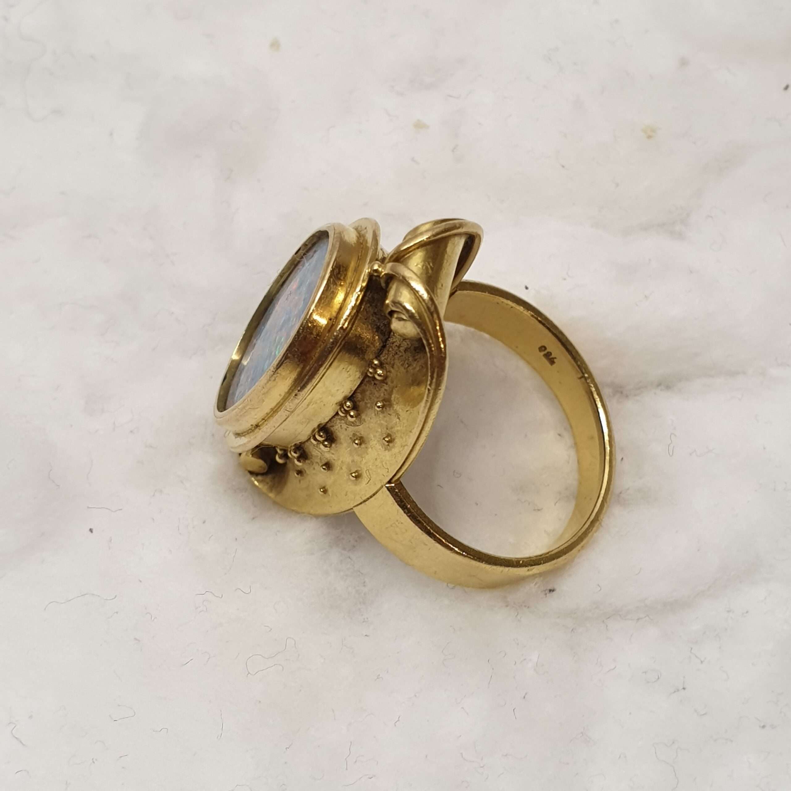 18,5 mm Wunderschöner Goldring Ring Gold 750 Opal blau Regenbogenopal Nostalgie Shabby Vintage Goldschmiede Kunst selten rar GR510 – Bild 4