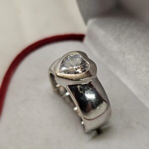 17,8 mm Ring Silberring Silber 925 Kristall Herz Vintage elegant stylisch Love SR1334