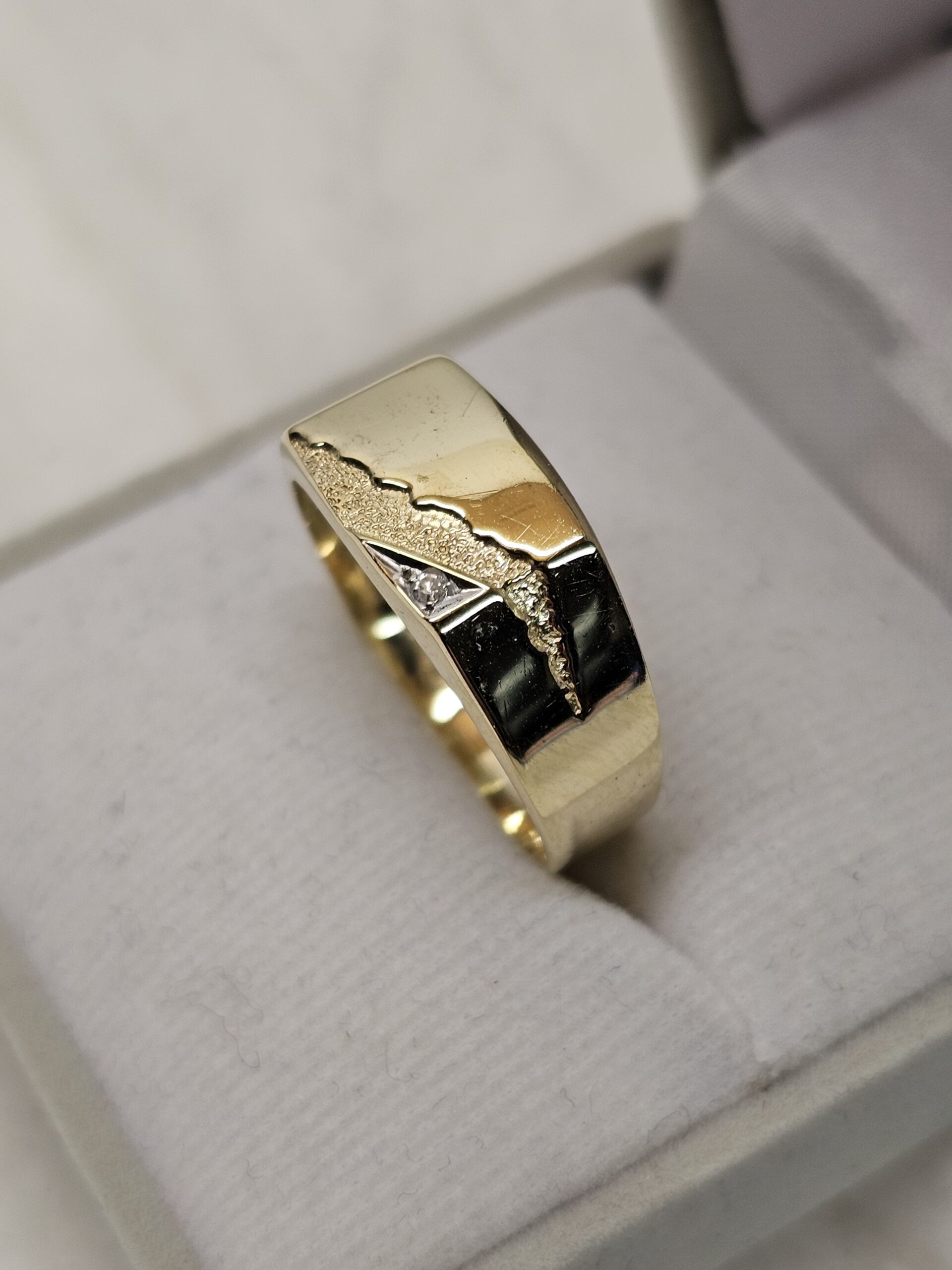 20,2 mm Ring Siegelring Gold 333 Kristall Steinchen klar Vintage elegant GR230