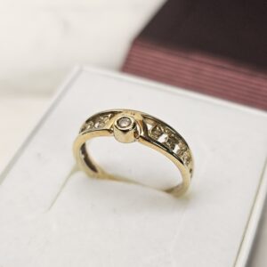 18,4 mm Nostalgischer Ring Goldring Gold 333 Kristall klar Vintage elegant GR207