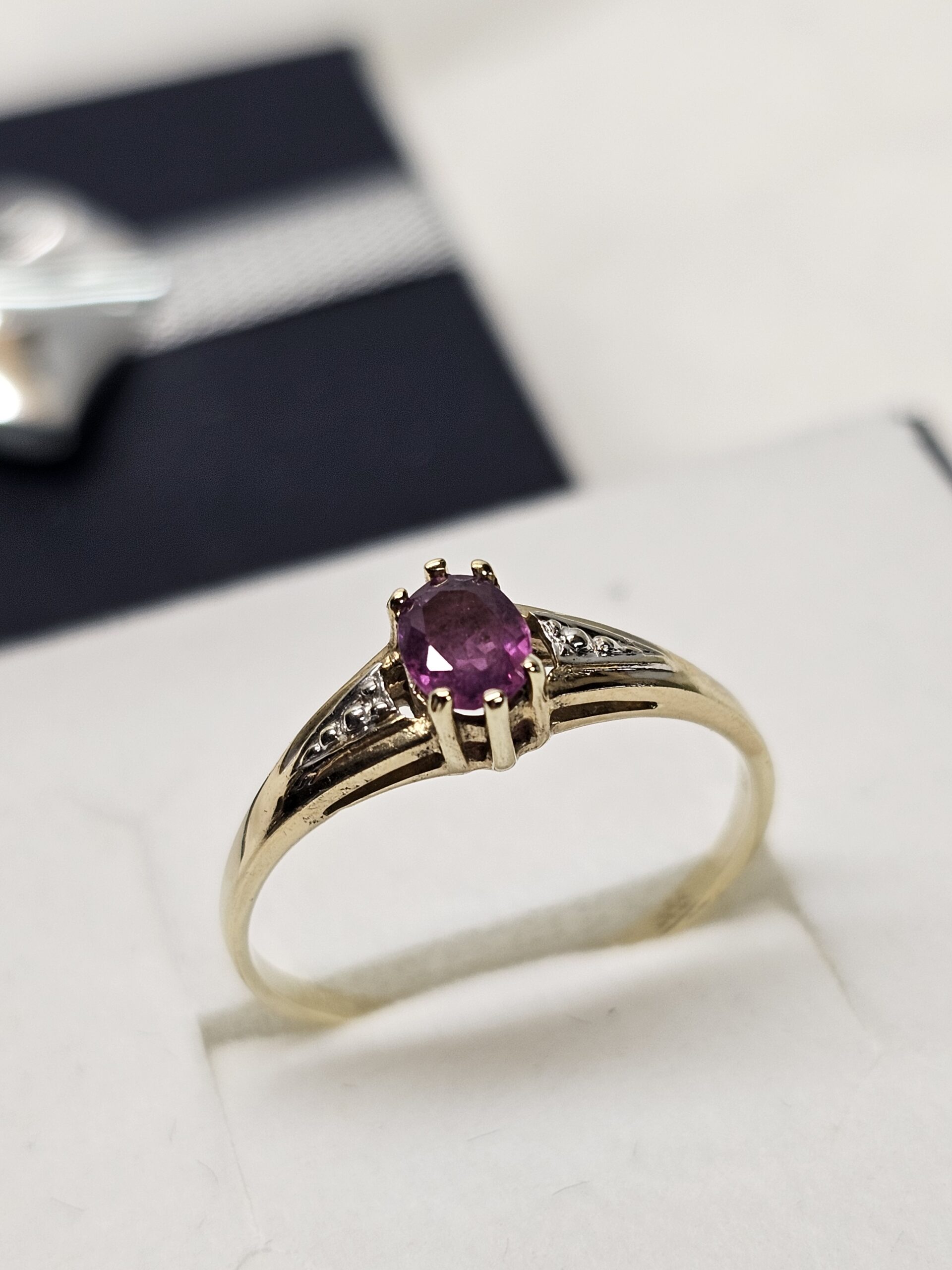 18,2 mm Nostalgischer Ring Gold 333 Lavendel Amethyst edel Vintage Design GR236