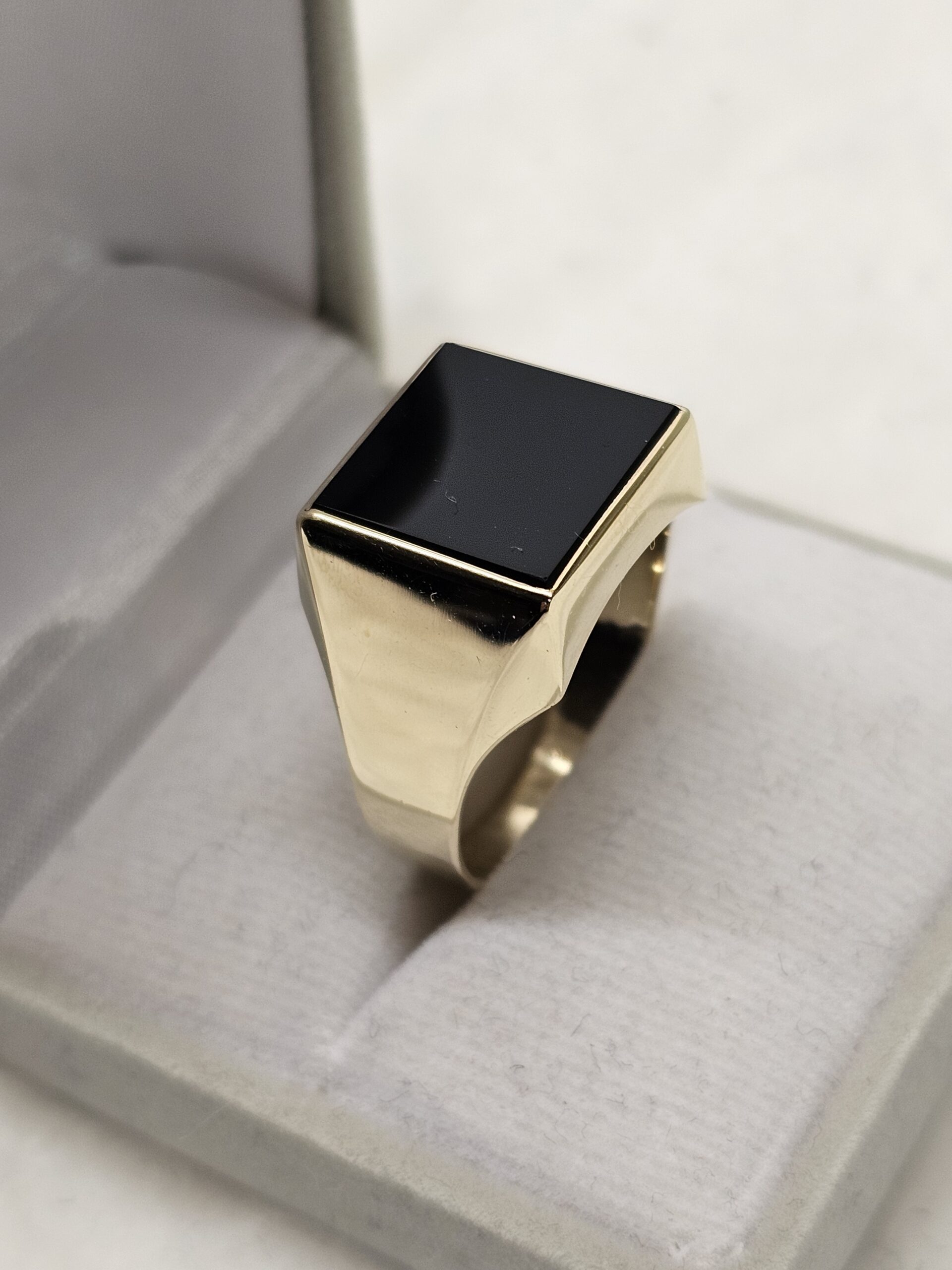 20,9 mm Ring Siegelring Gold 333 Onyx Lagenstein Platte schwarz Vintage Eleganz GR241