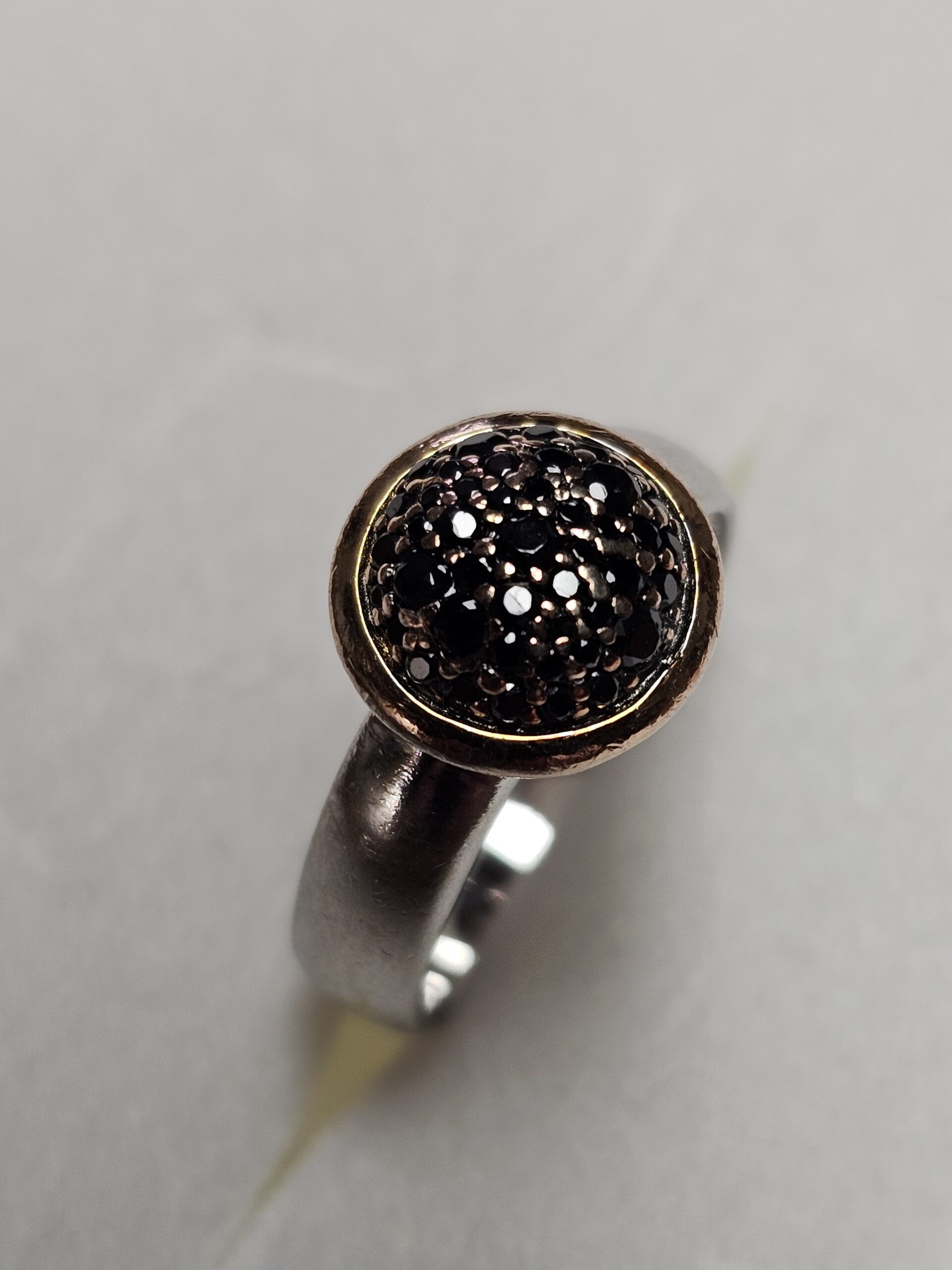 19,2 mm Stylisch eleganter Ring Silber 925 teilvergoldet Kristalle Steinchen schwarz Vintage elegant SR1340 – Bild 3