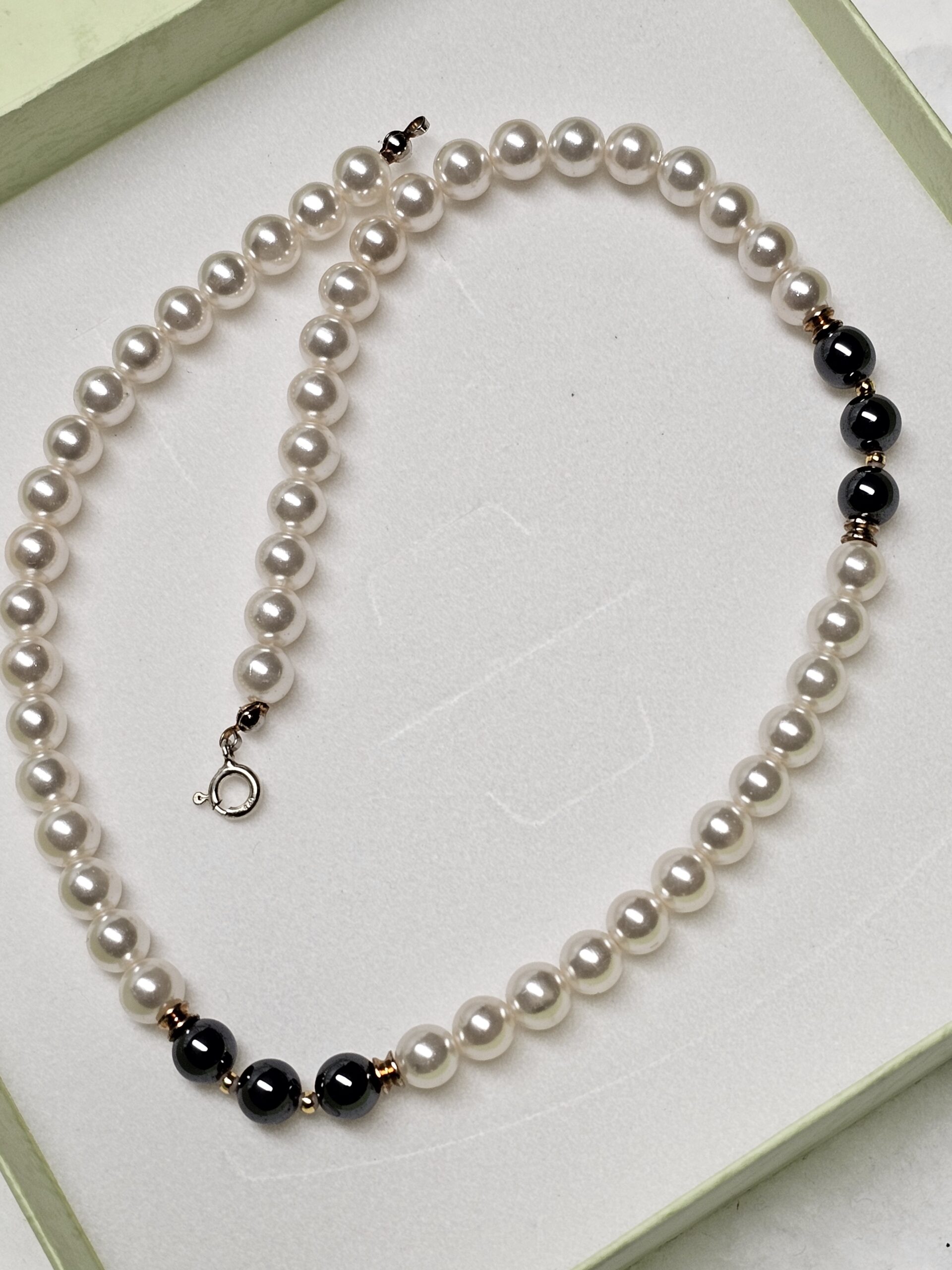 46 cm Kette Halskette Perlenkette Verschluss Silber 925 Perlen weiß & grau Vintage elegant SK1551